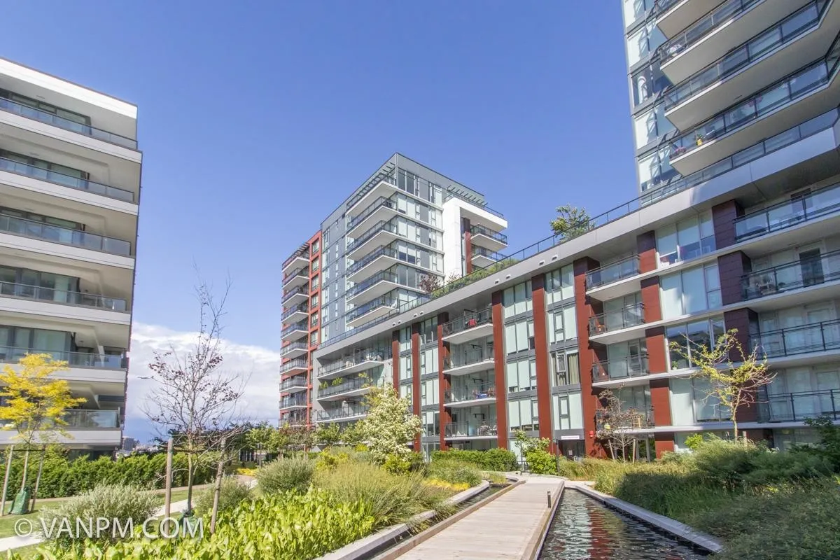 1600 8199 Capstan Way