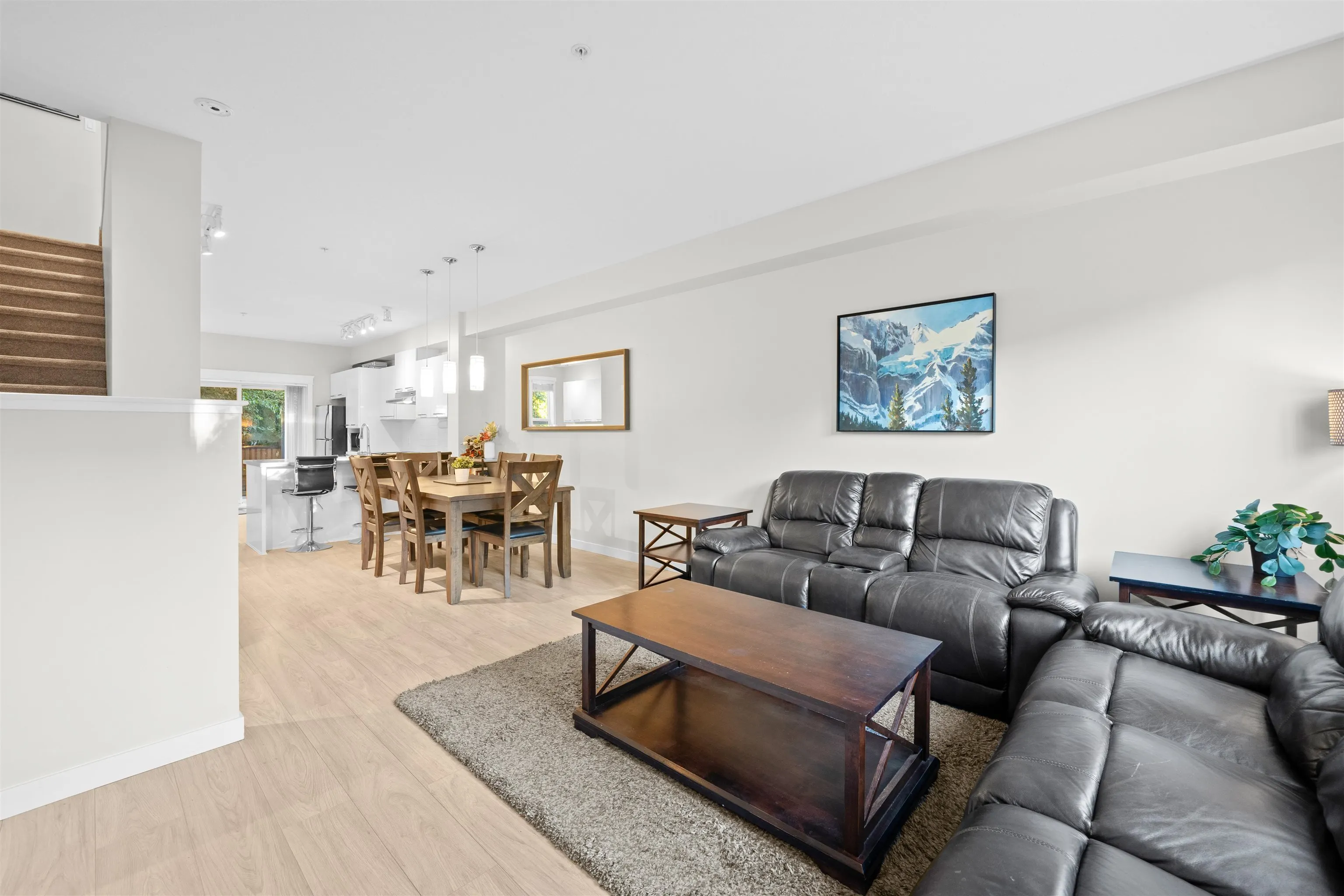 148 7938 209 Street
