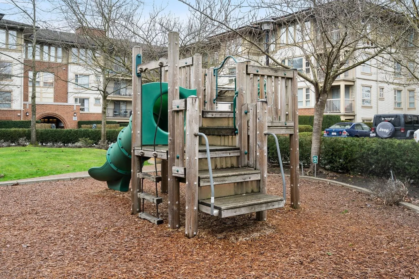 1415 5115 Garden City Road