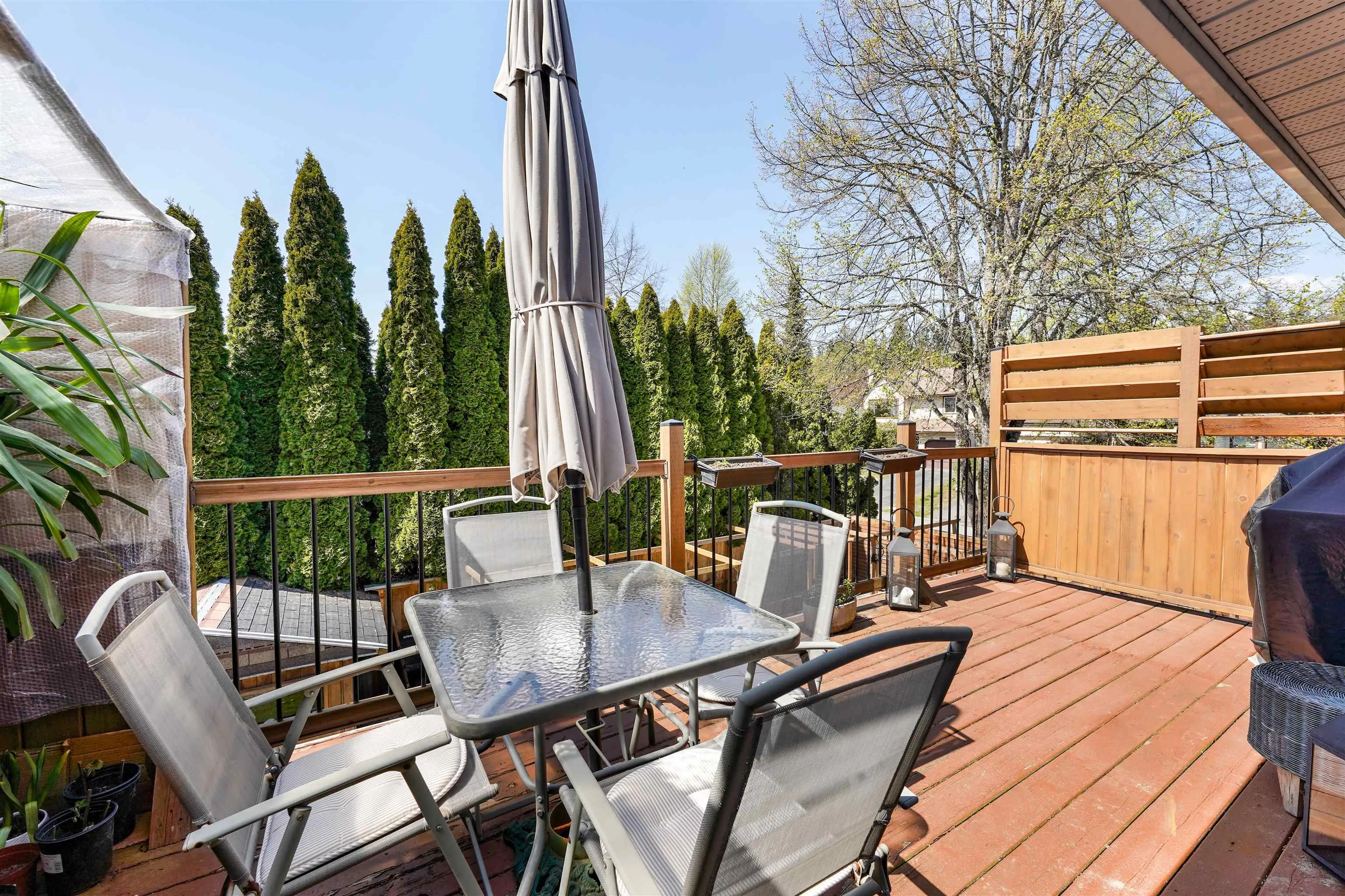 883 Nairn Court