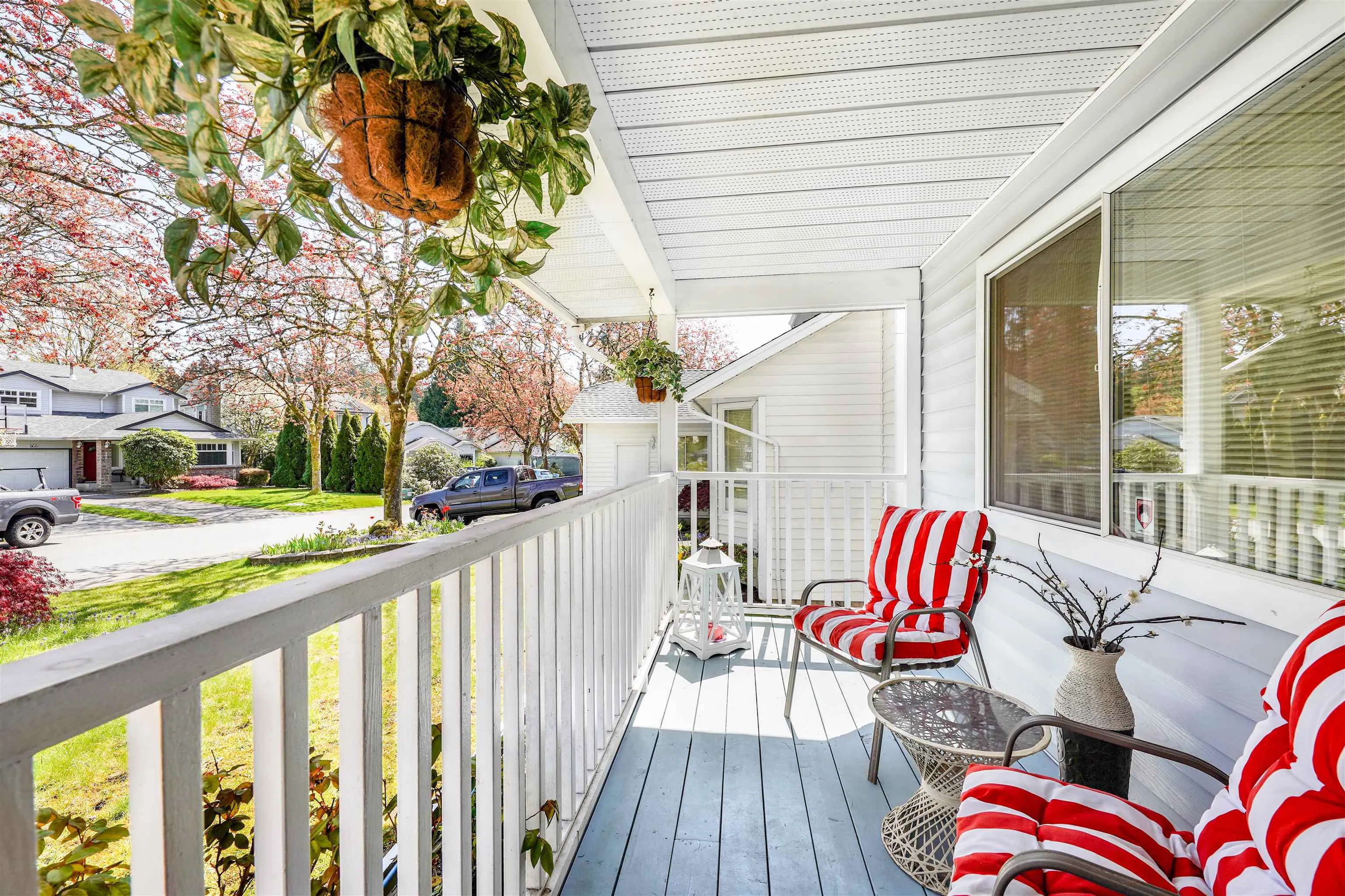 883 Nairn Court