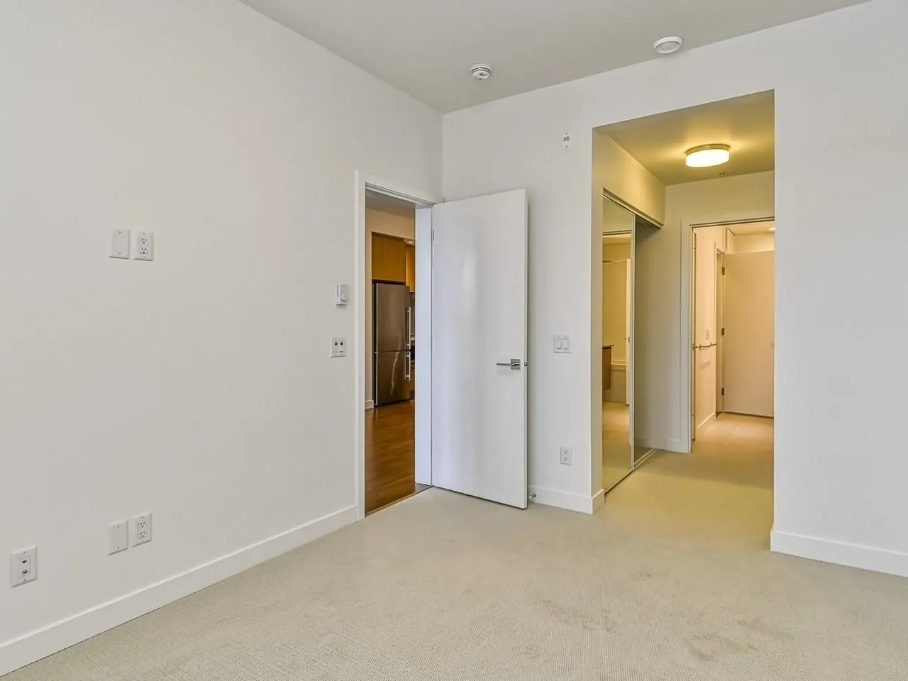 503 516 Foster Avenue
