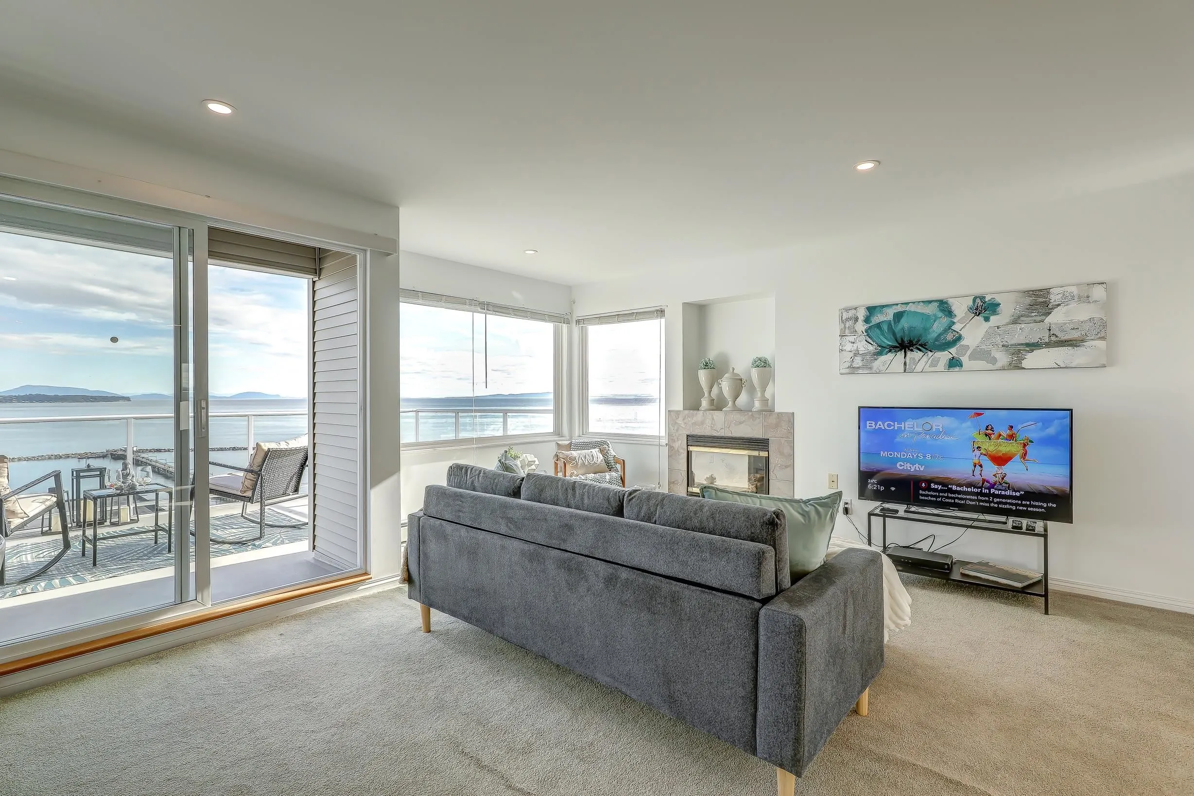 15062 Royal Avenue