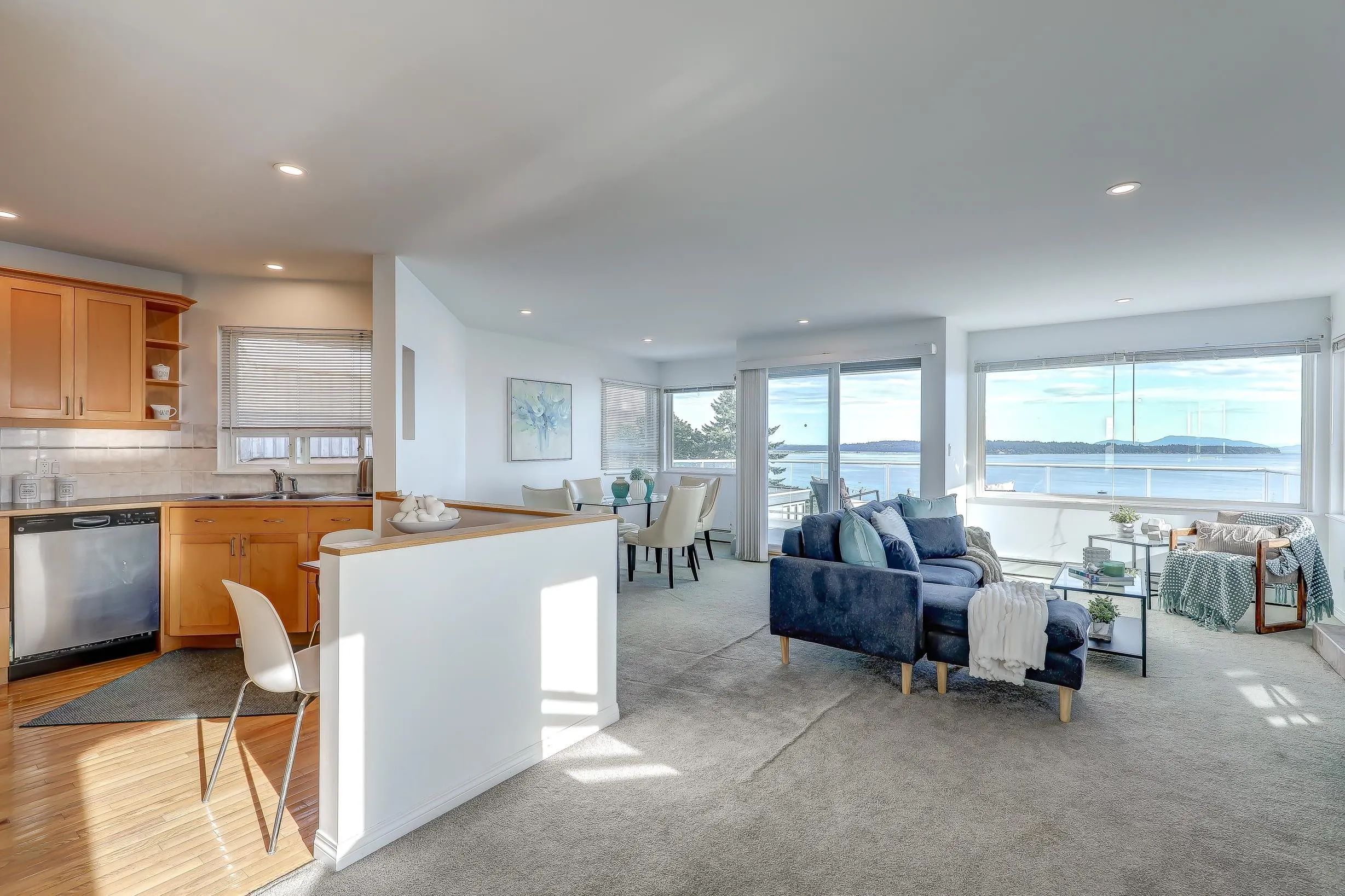 15062 Royal Avenue