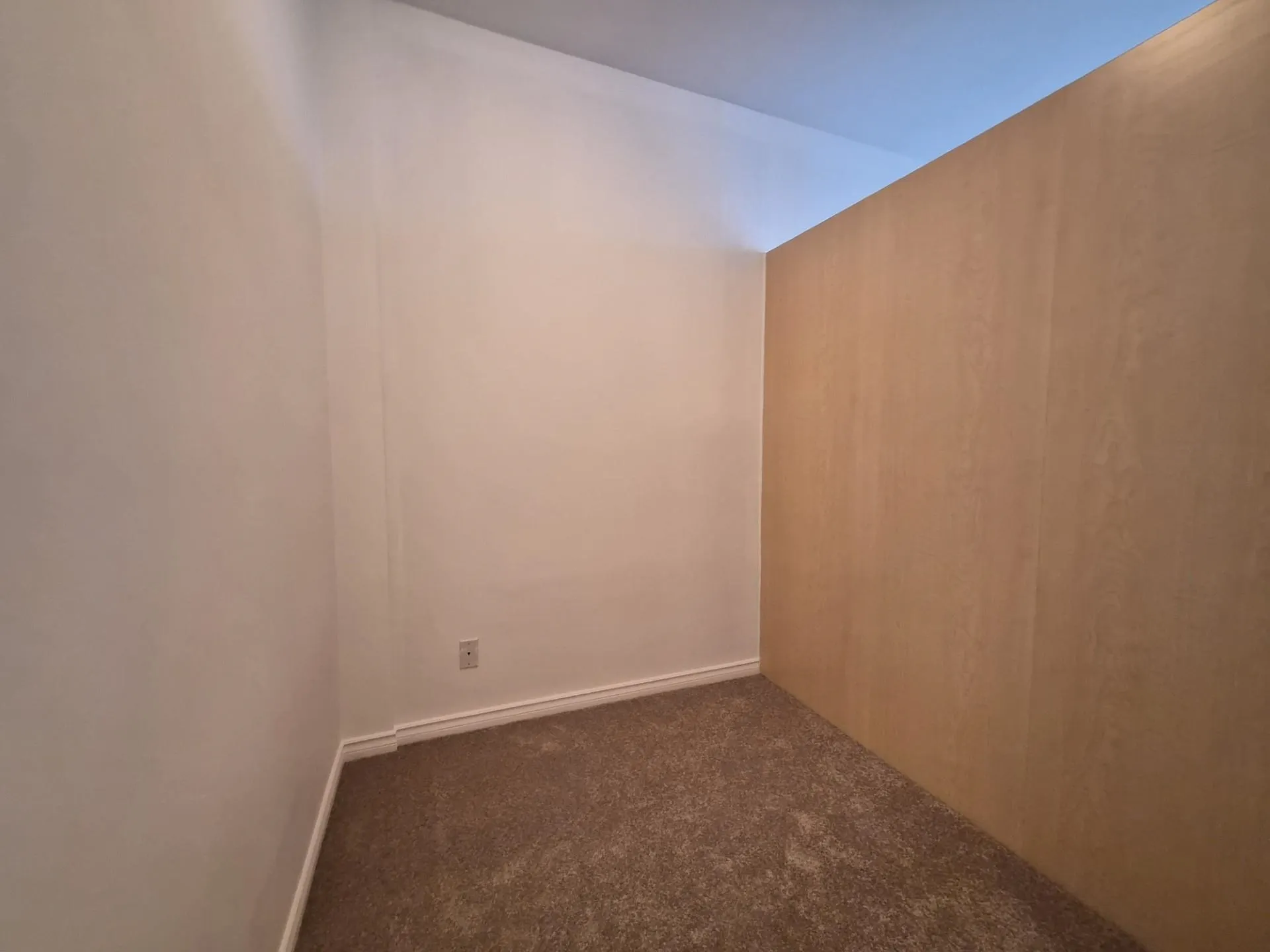 806 1239 W Georgia Street