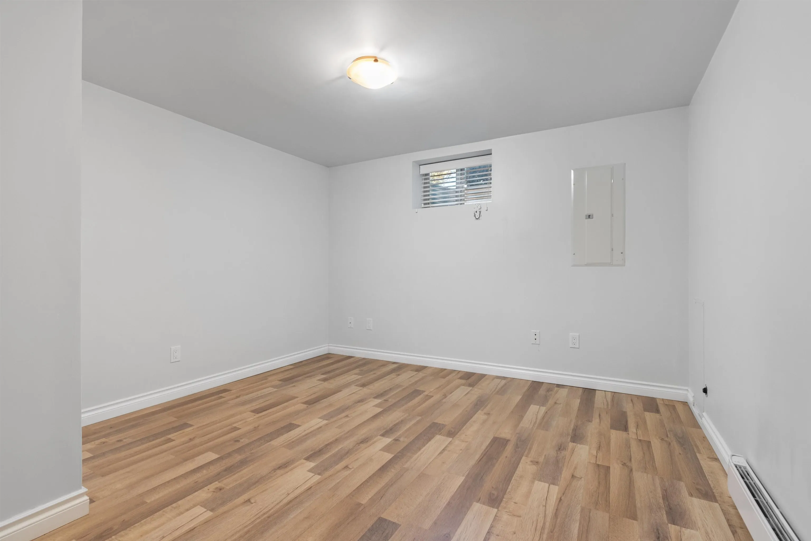 24 5960 Cowichan Street