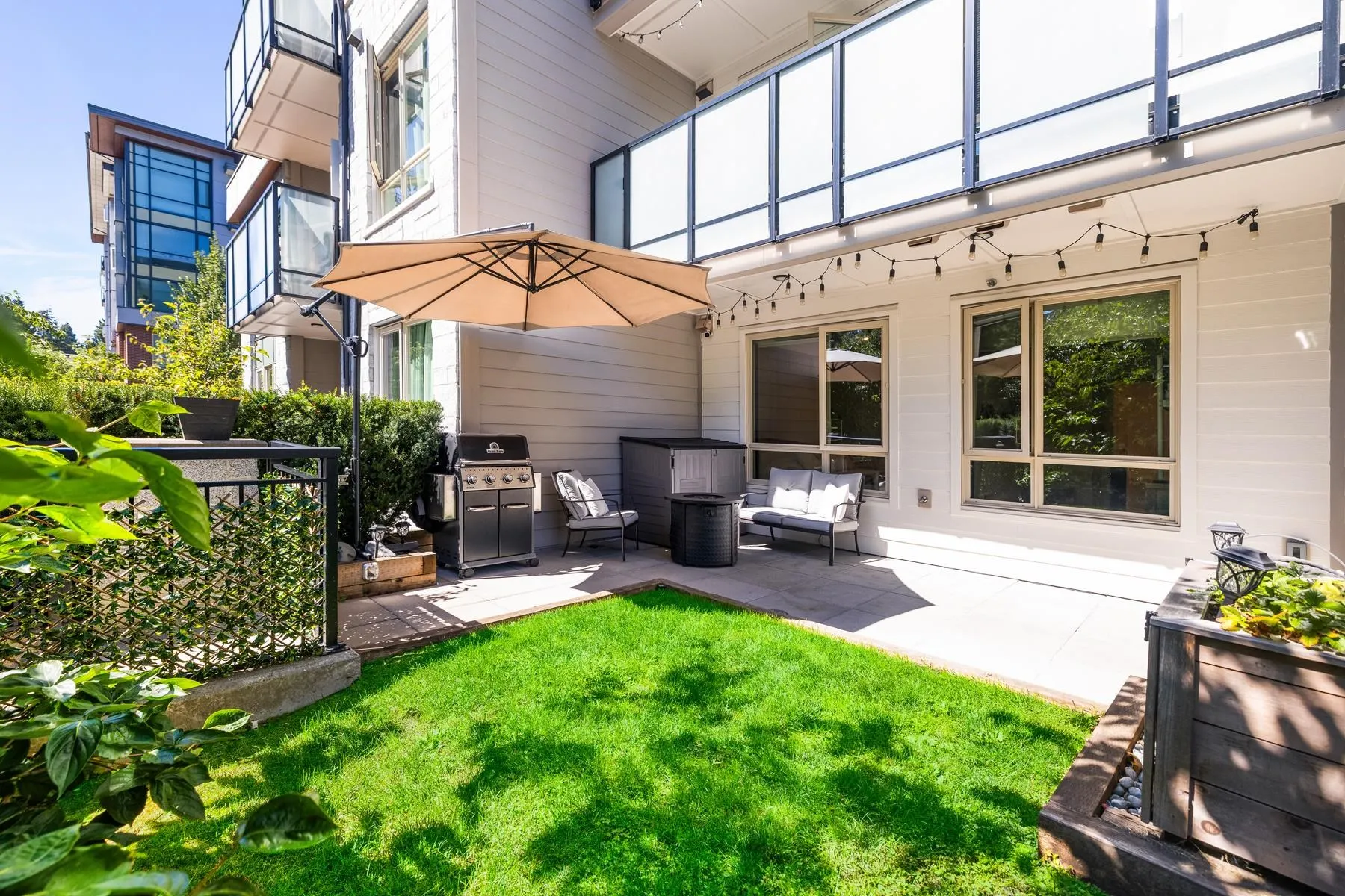 109 2632 Library Lane