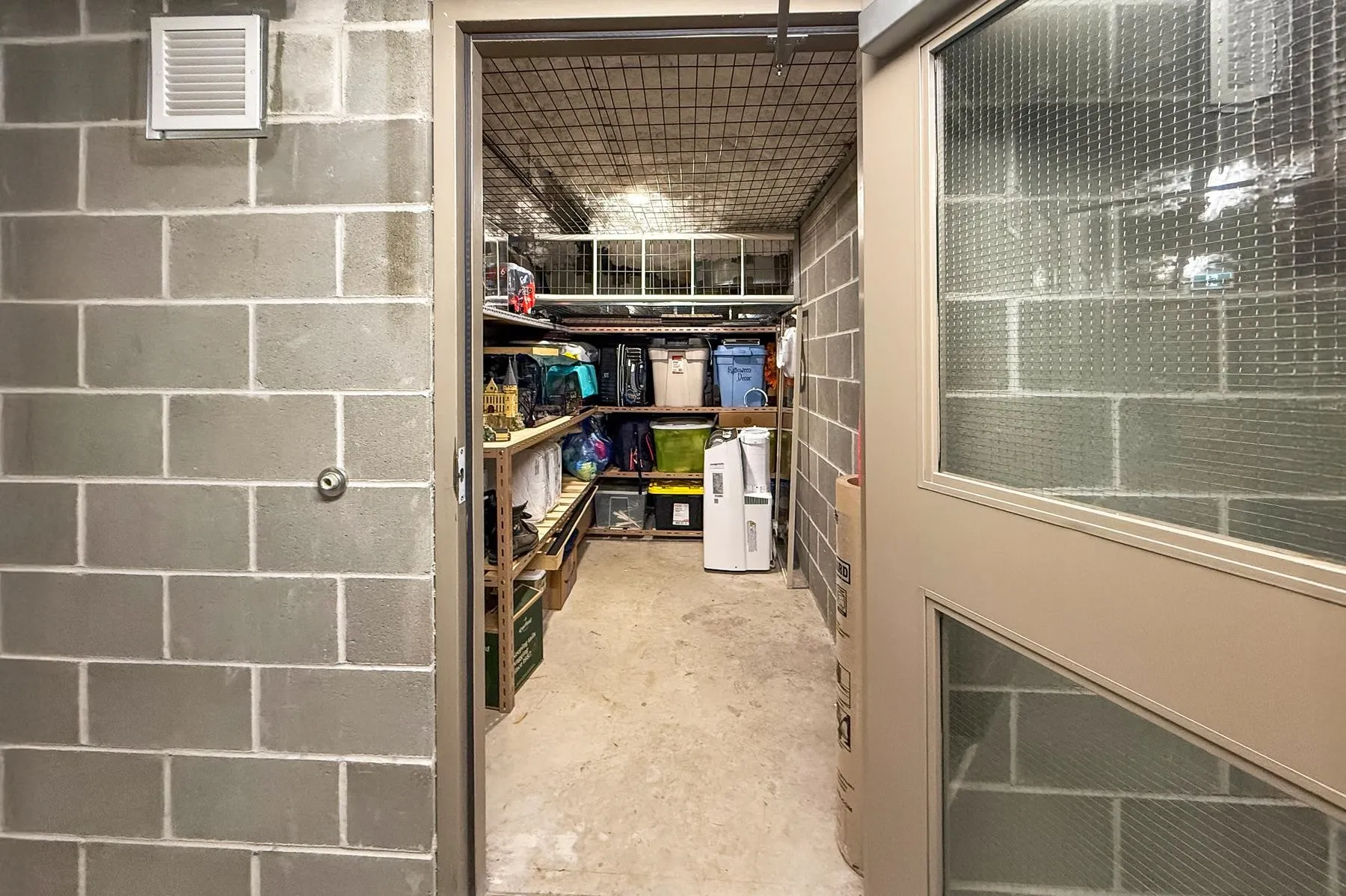 109 2632 Library Lane