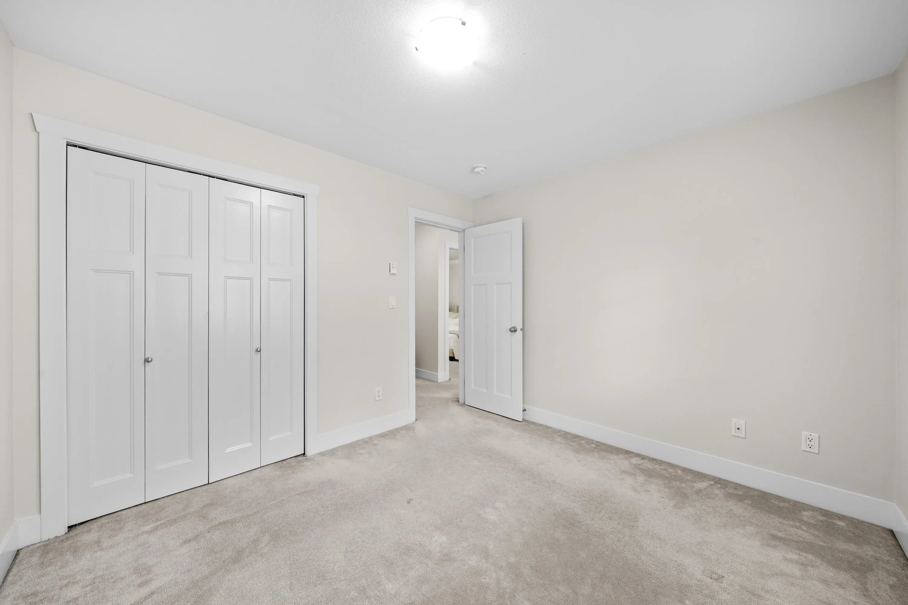 123 15399 Guildford Drive