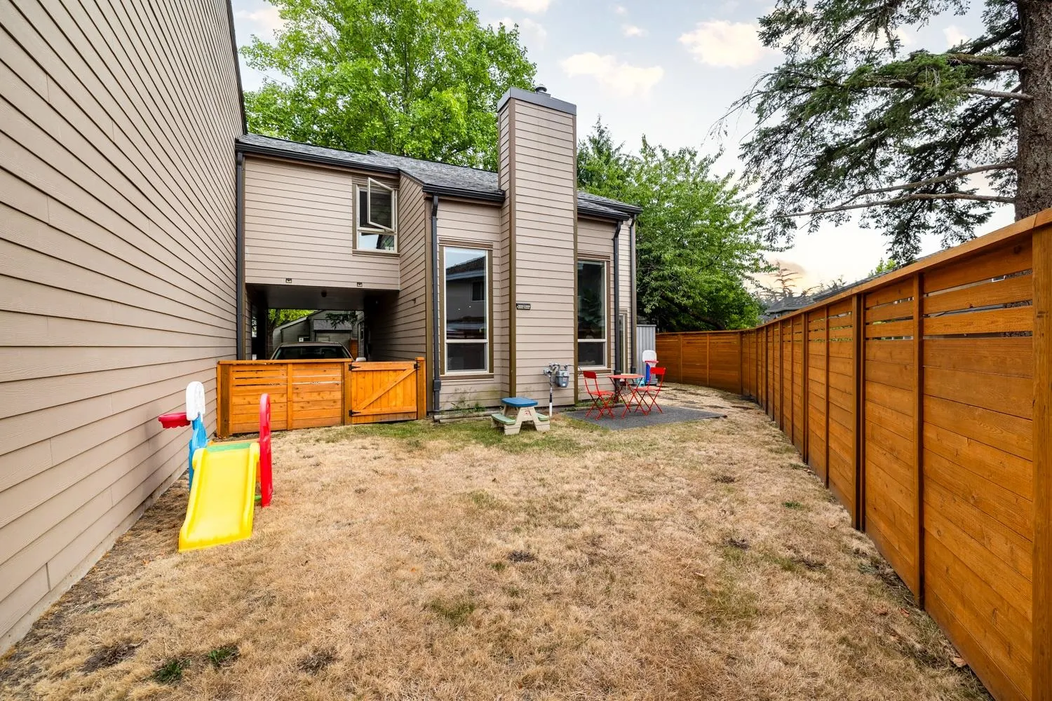 36 6871 Francis Road