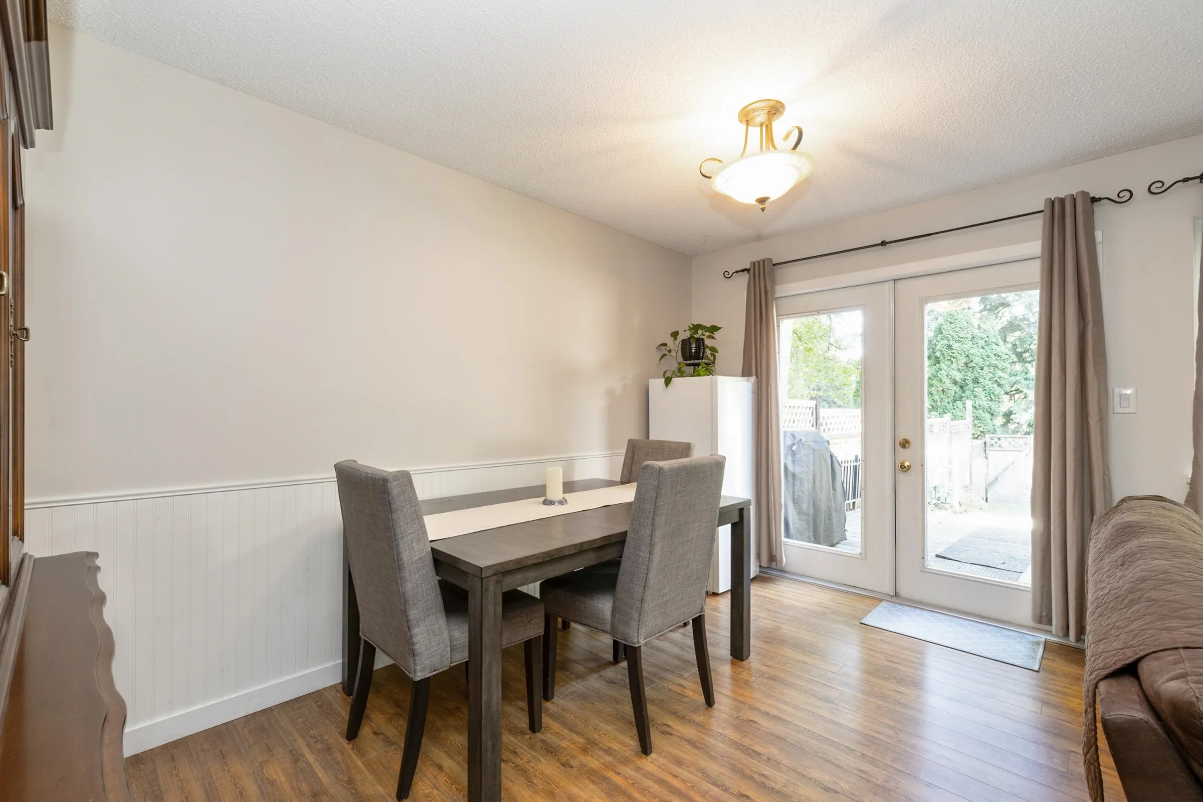 12123 Schmidt Crescent