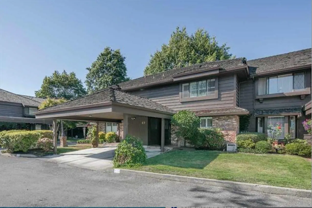 48 8111 Saunders Road