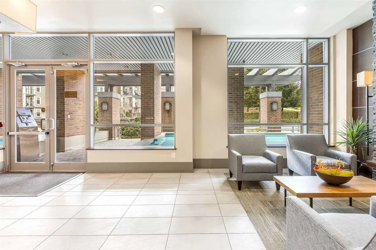 2405 4888 Brentwood Drive