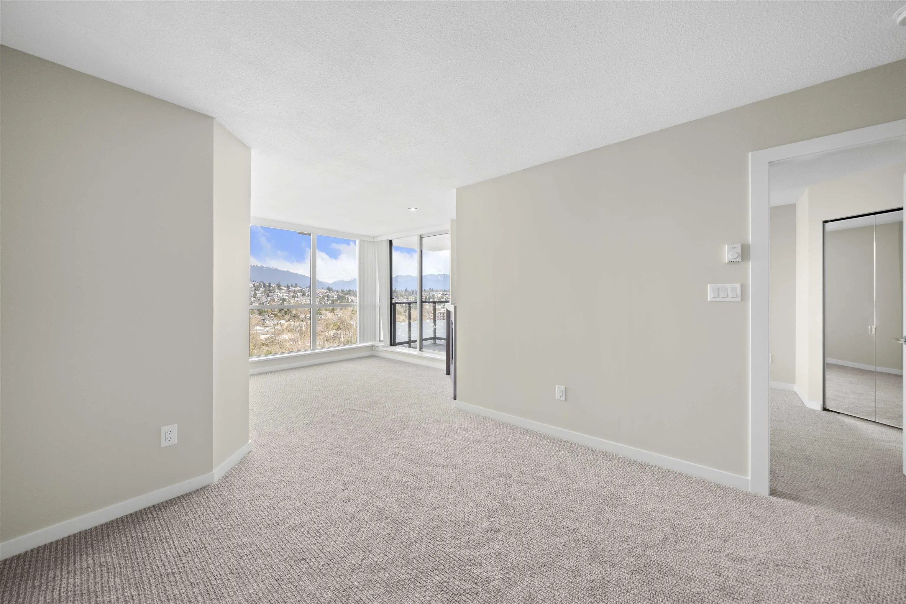 2405 4888 Brentwood Drive