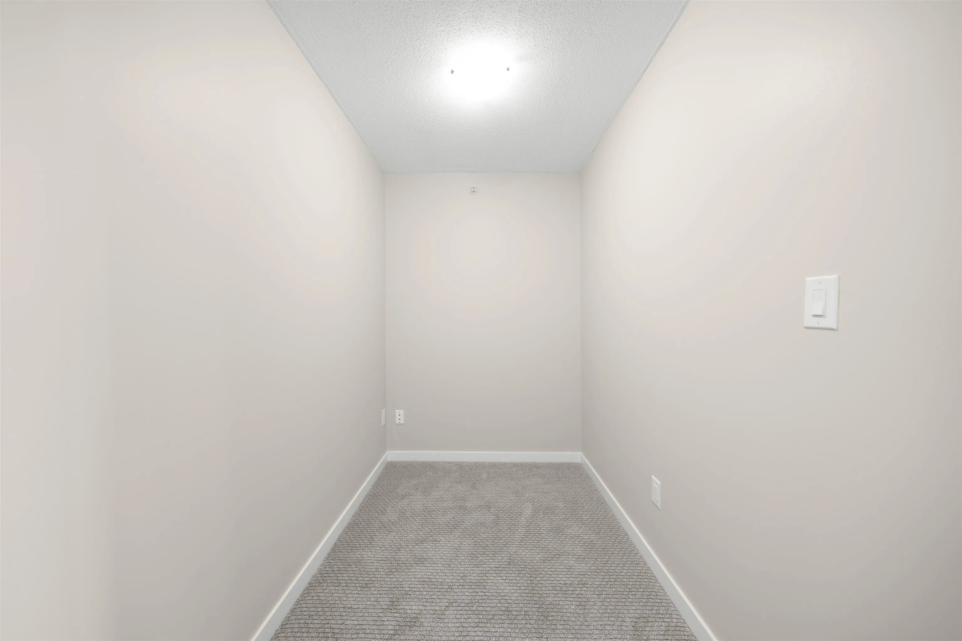 2405 4888 Brentwood Drive