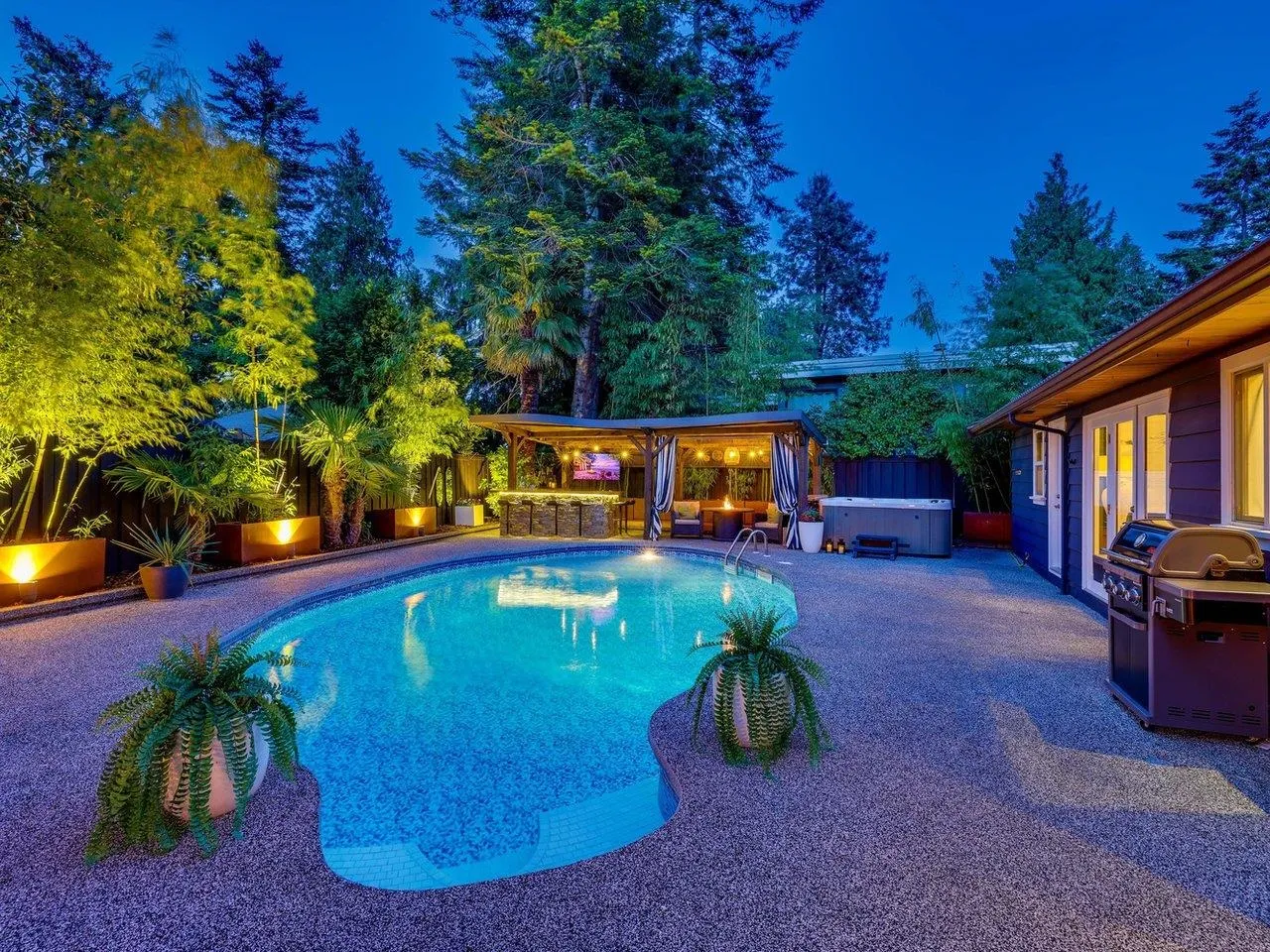 1050 Eden Crescent
