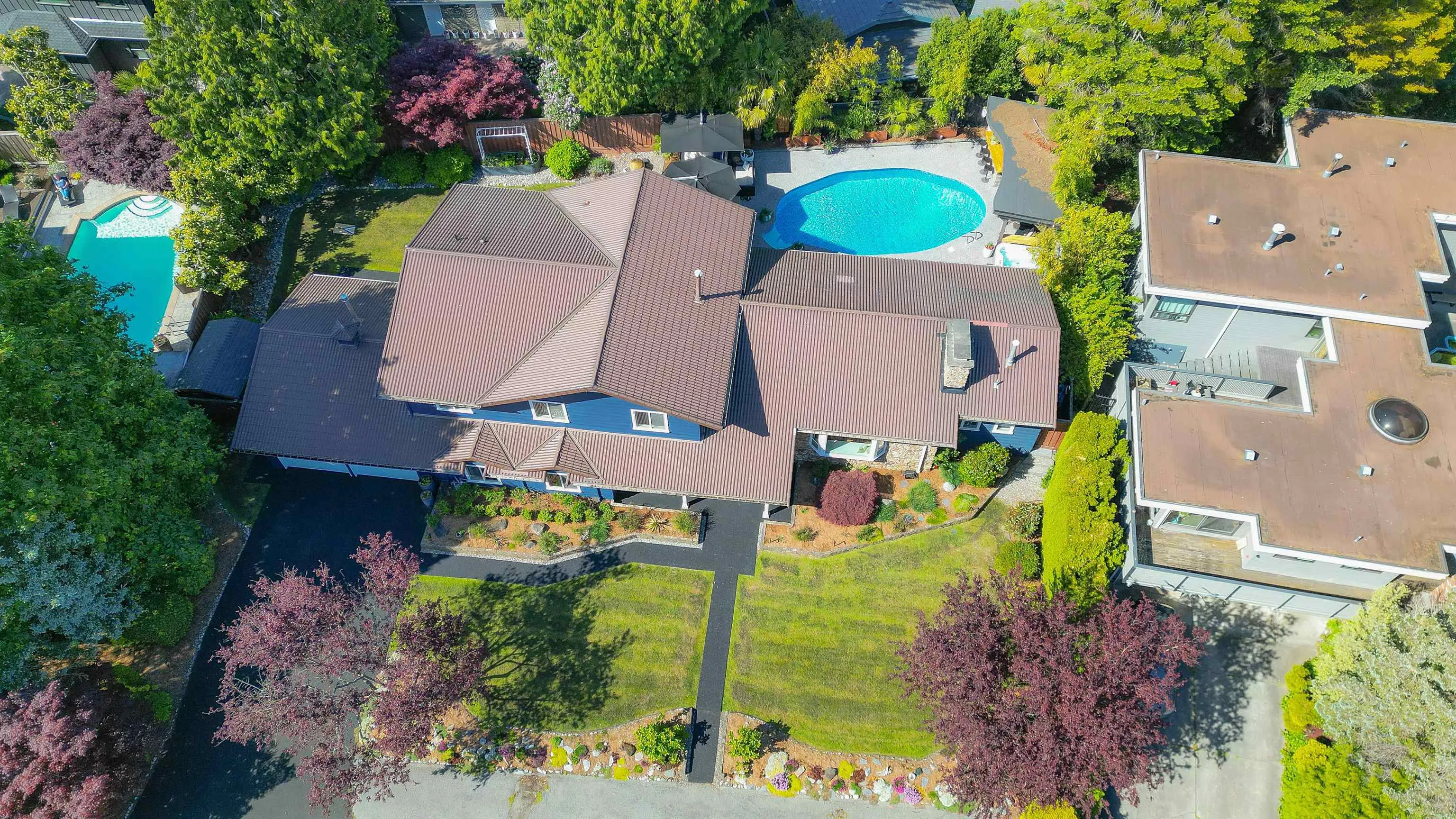 1050 Eden Crescent