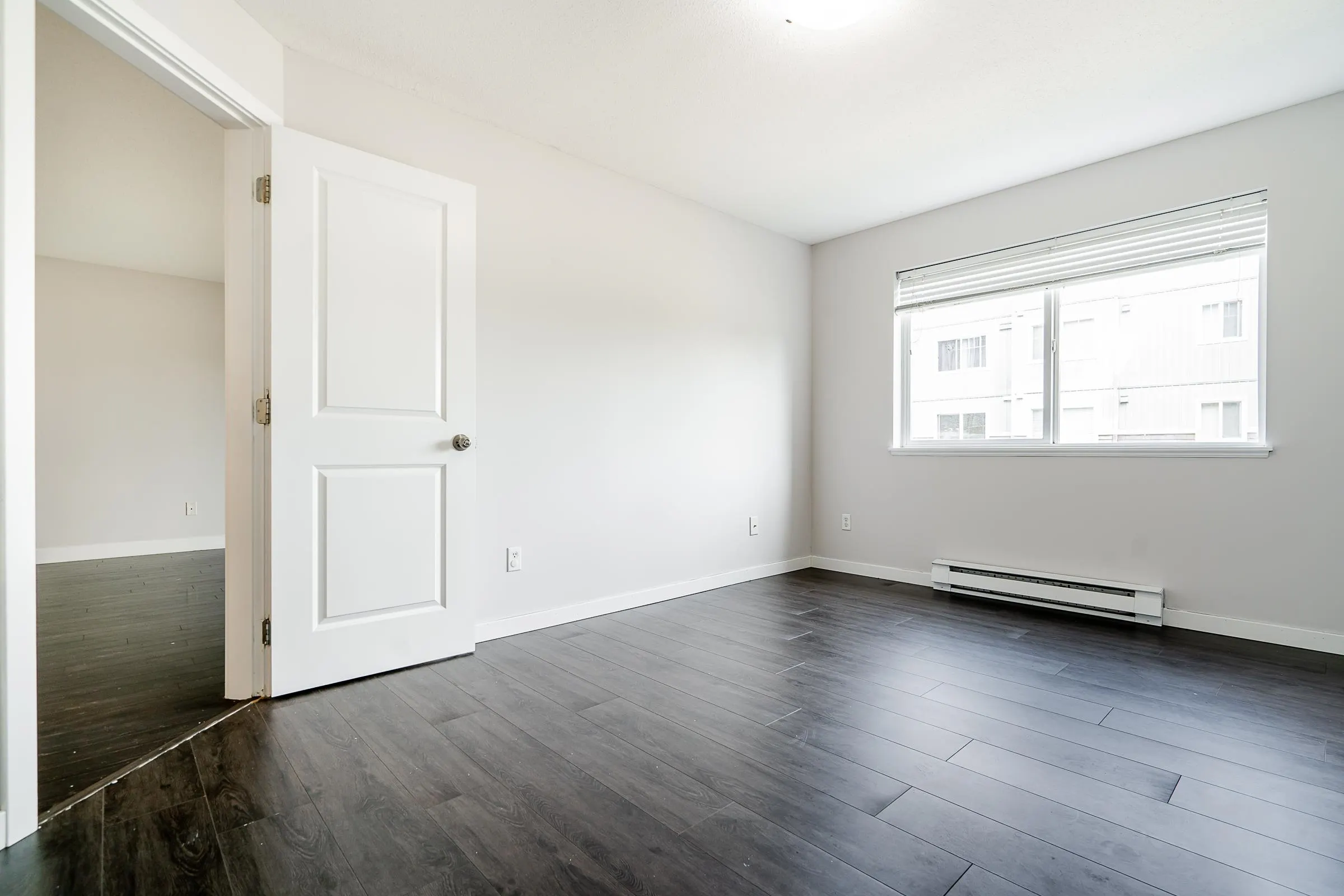207 2038 Sandalwood Crescent