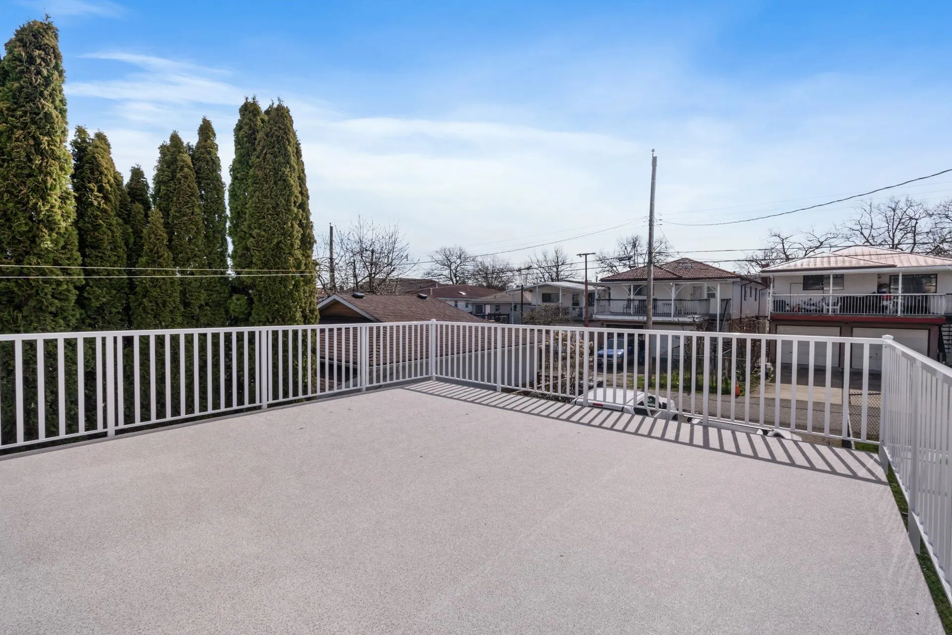 4346 Dundas Street