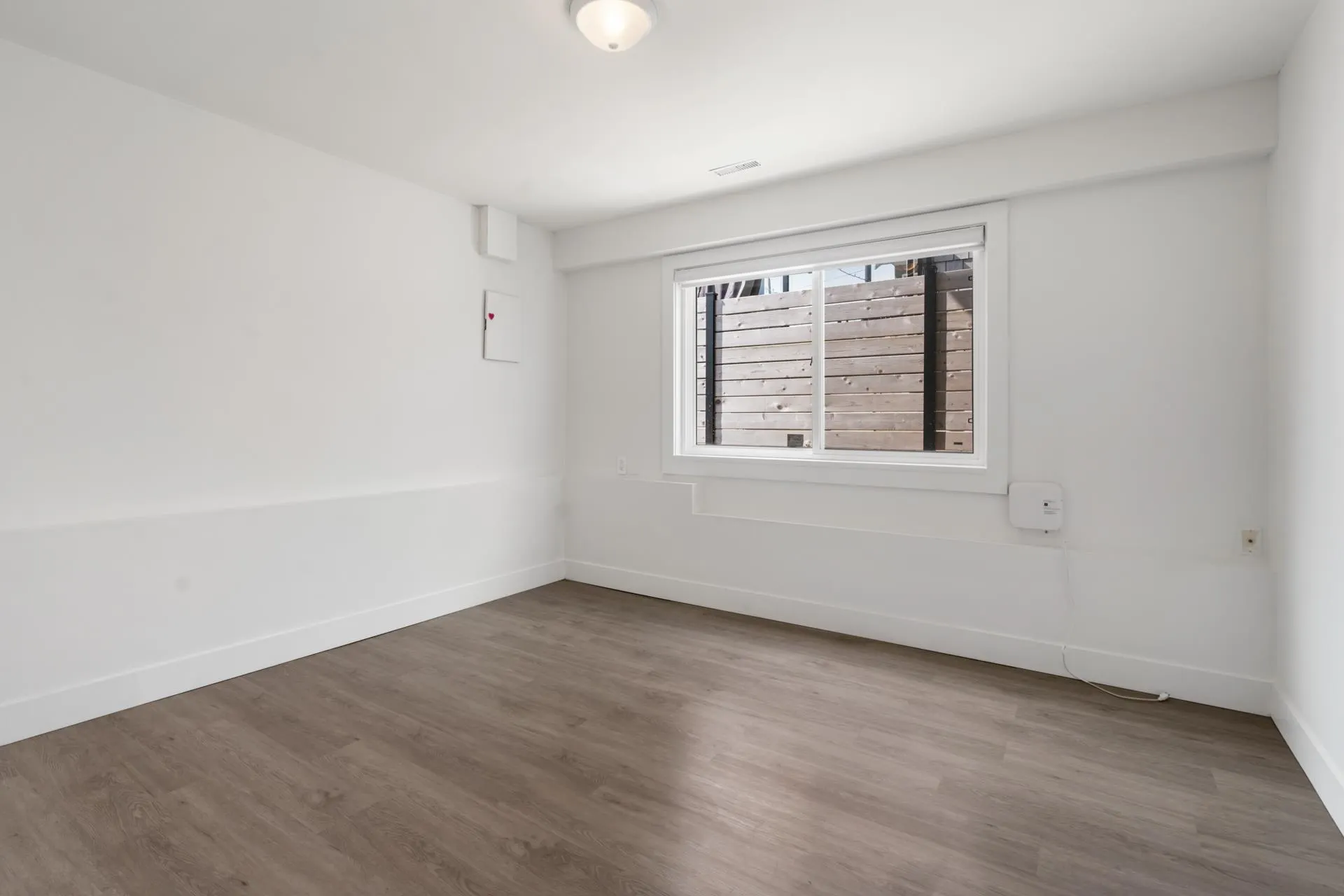 4346 Dundas Street