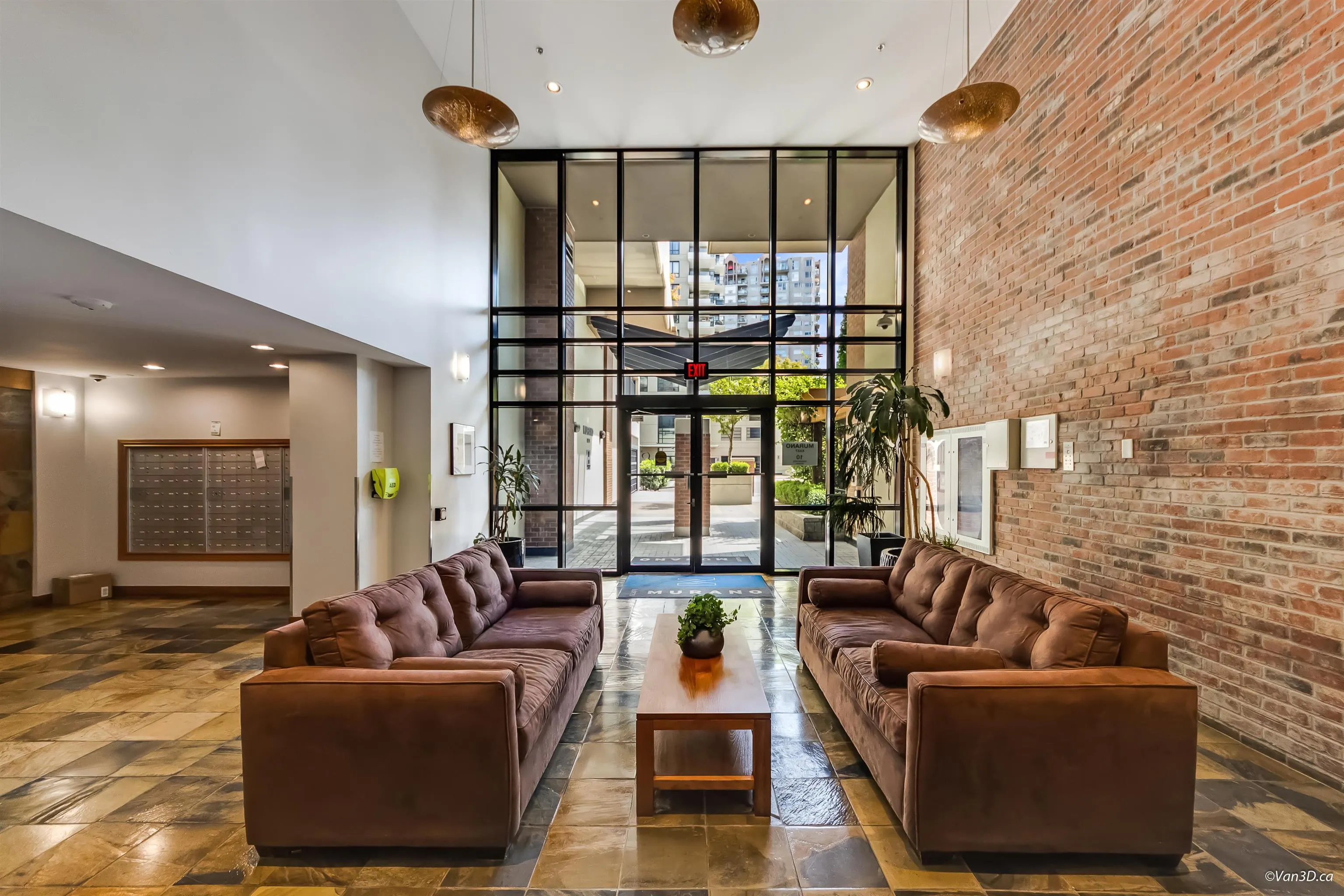 402 10 Renaissance Square
