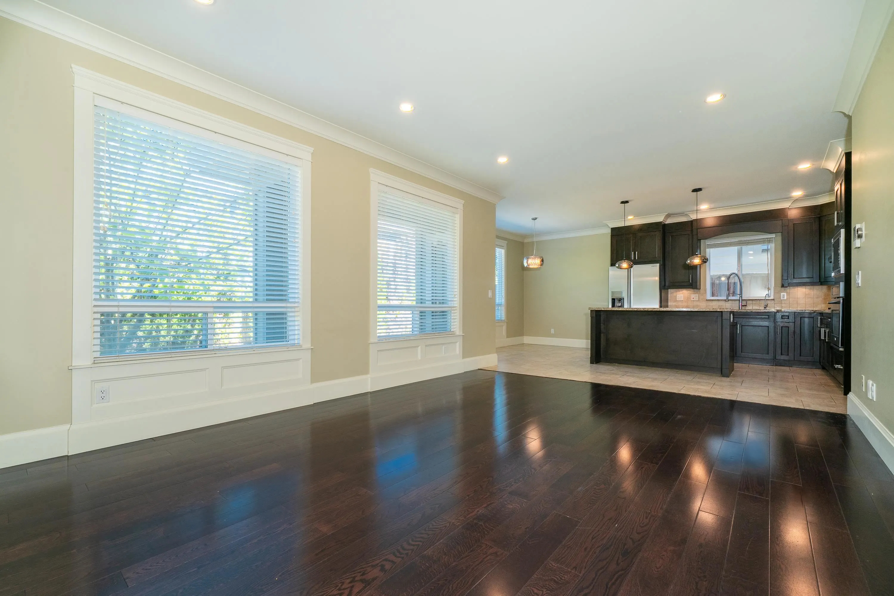 6191 Dunsmuir Crescent