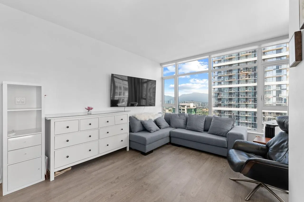 2507 6080 Mckay Avenue
