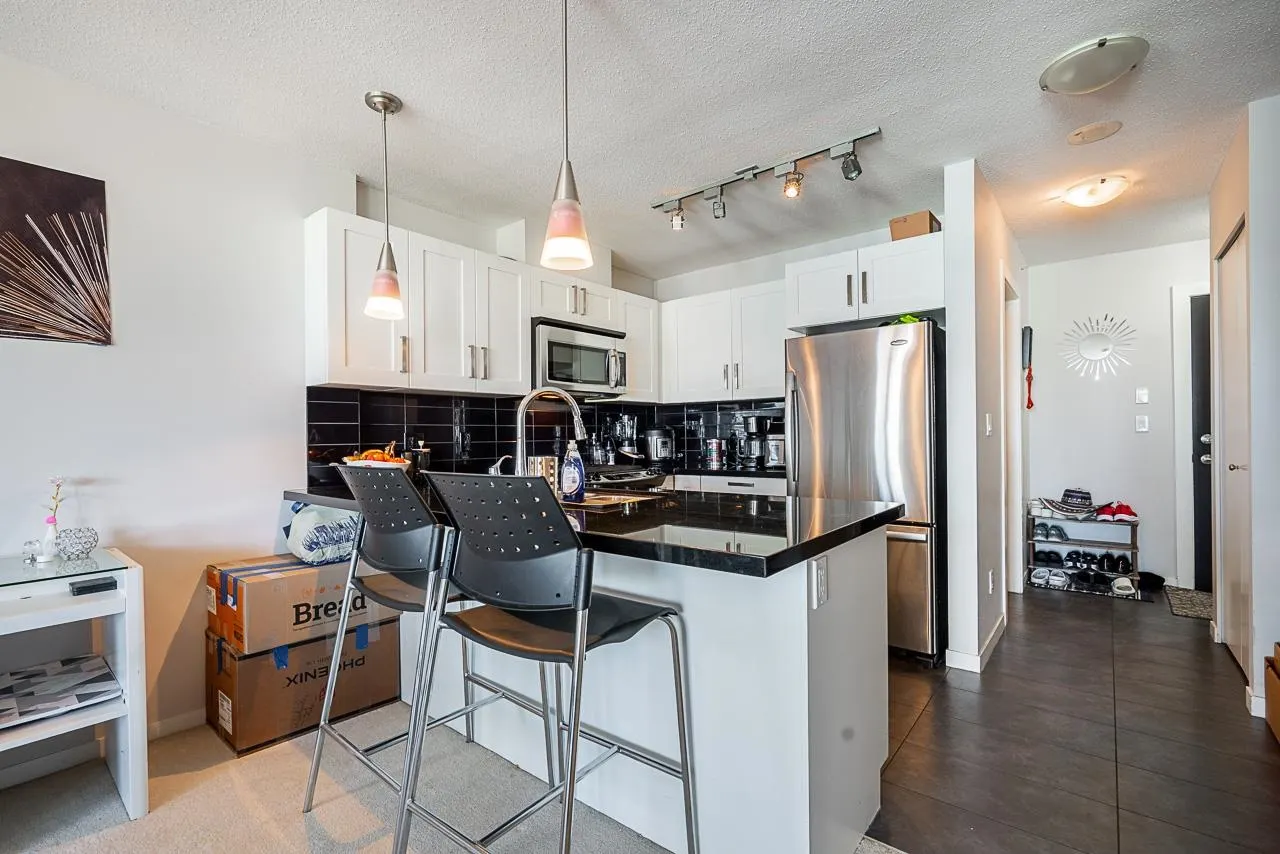 2305 2133 Douglas Road