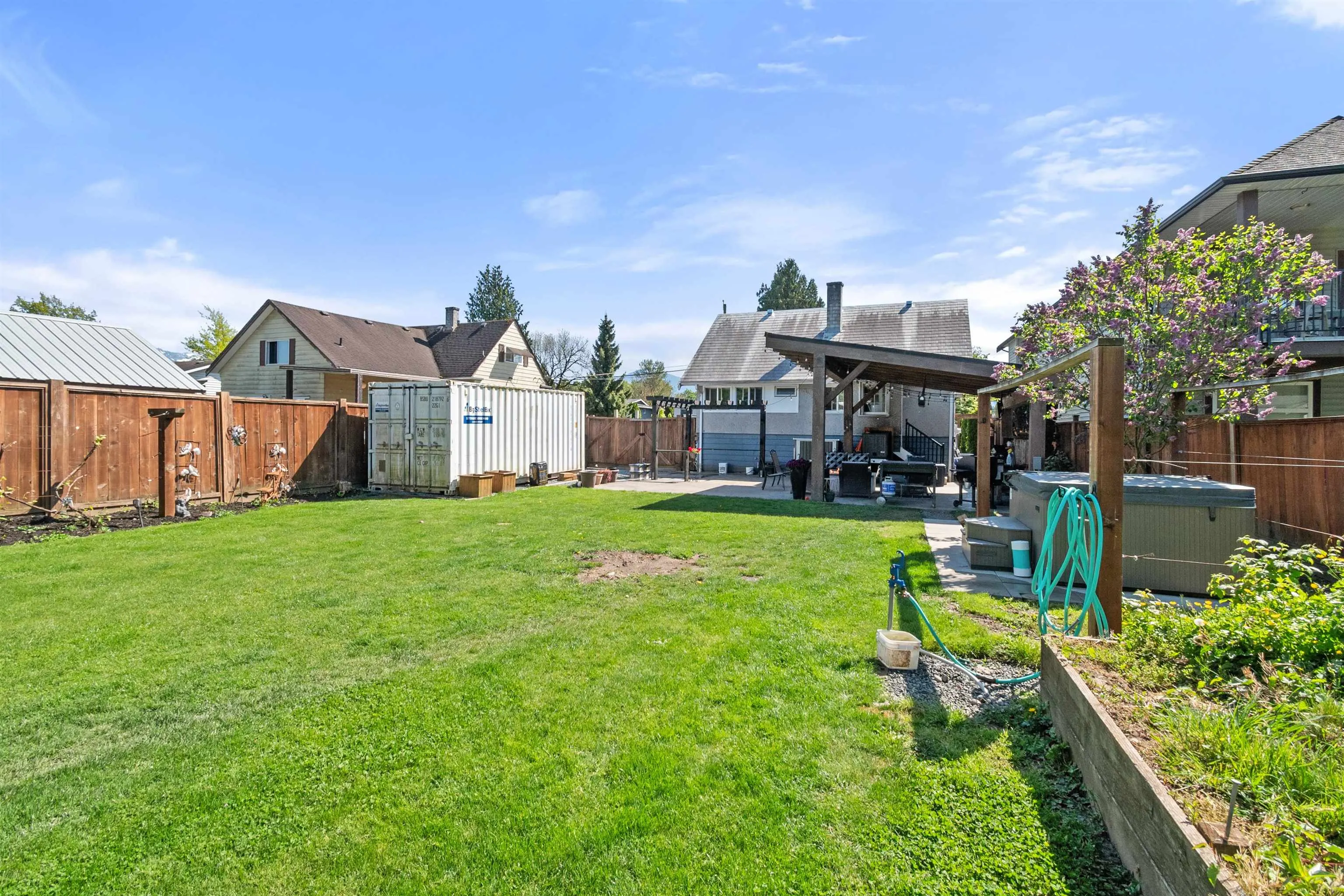 45325 Crescent Drive