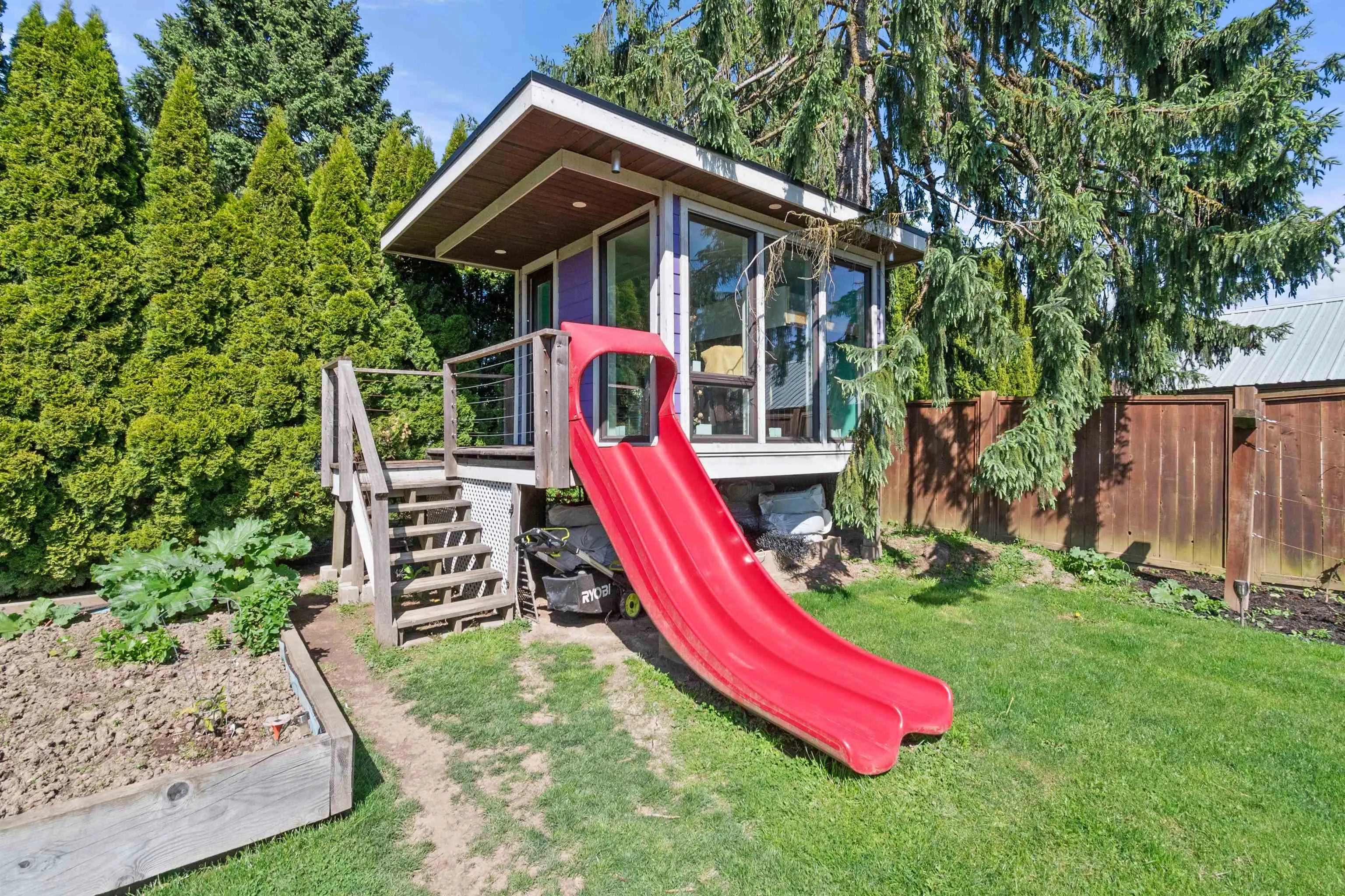 45325 Crescent Drive
