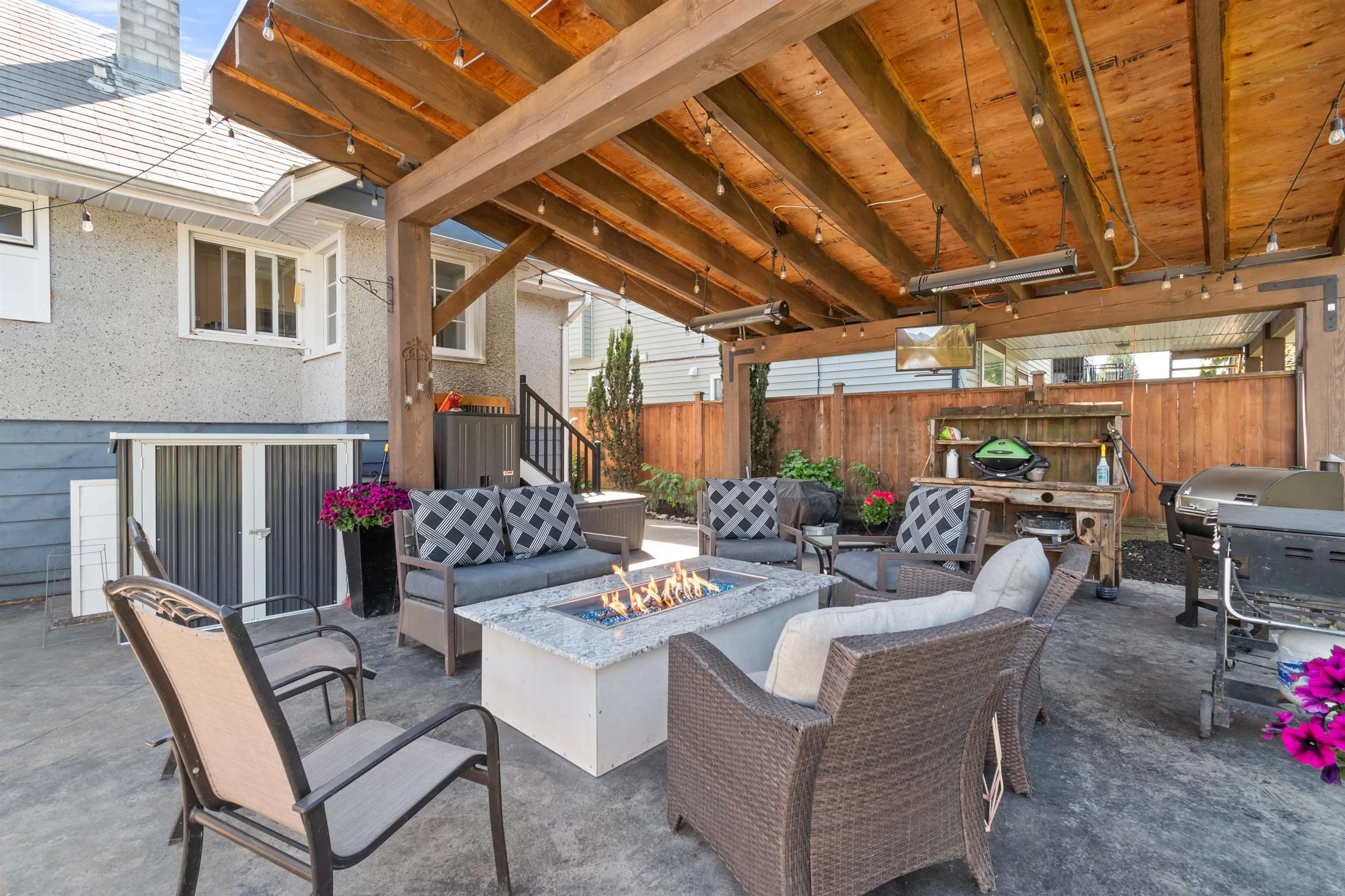 45325 Crescent Drive