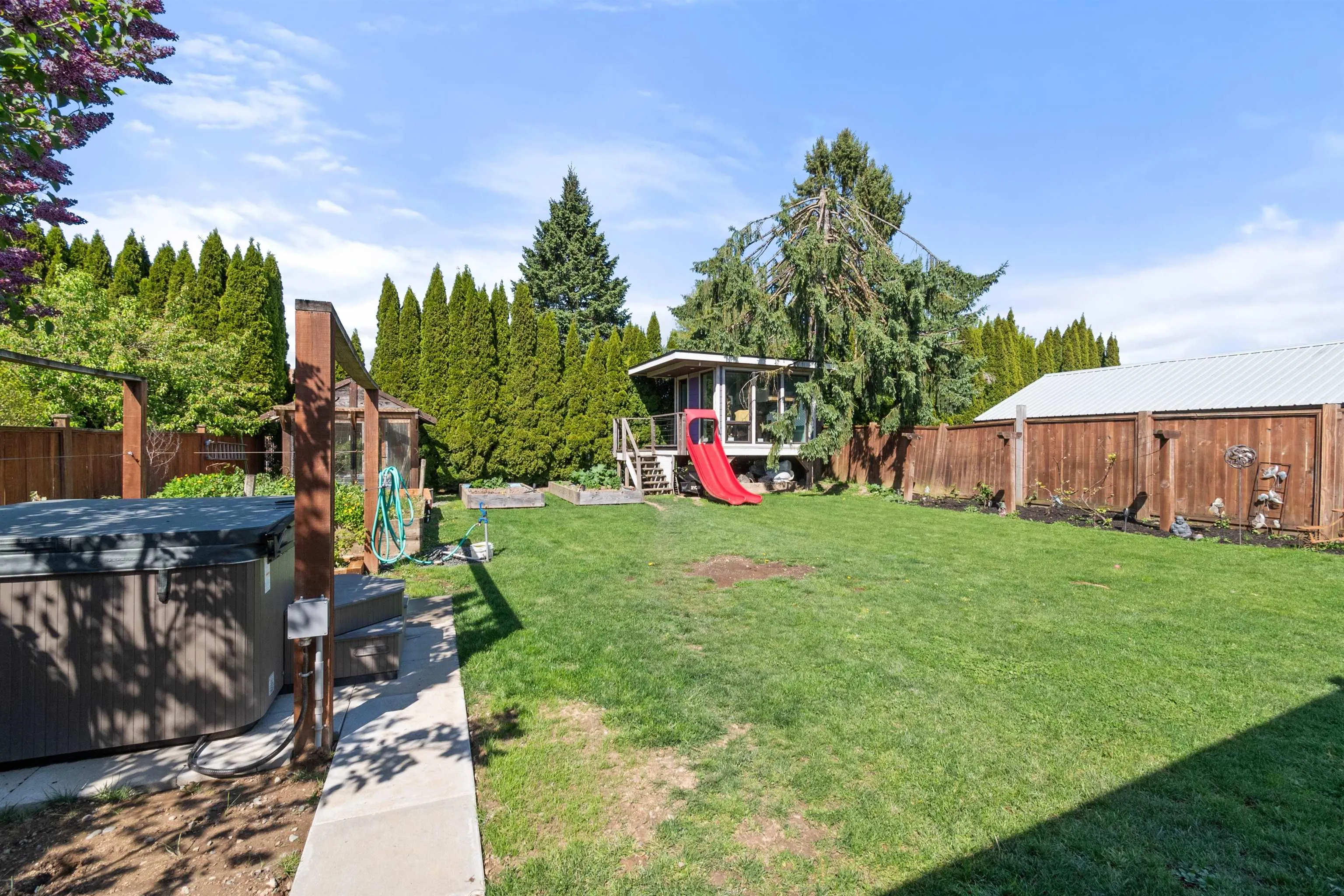 45325 Crescent Drive