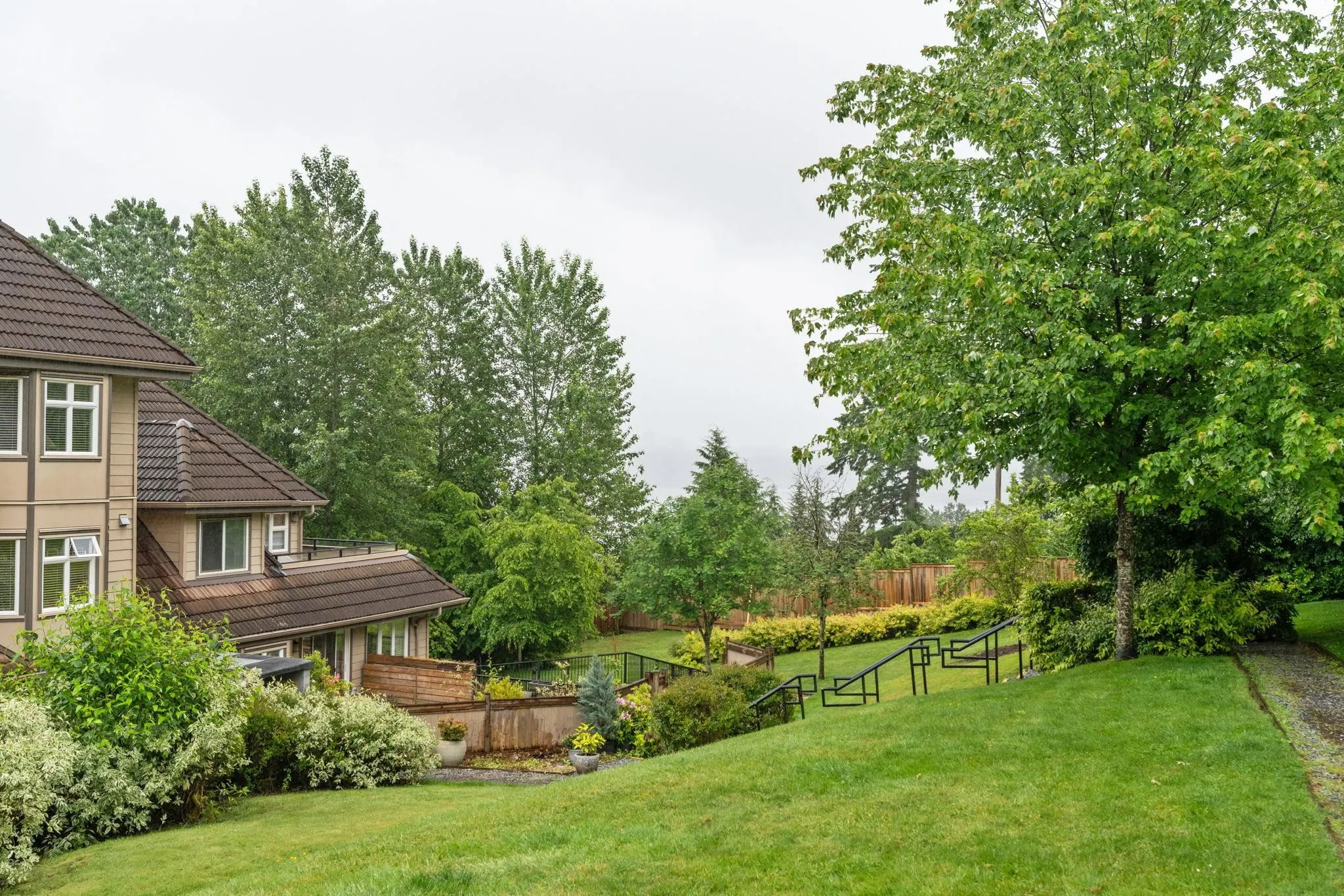 501 160 Shoreline Circle