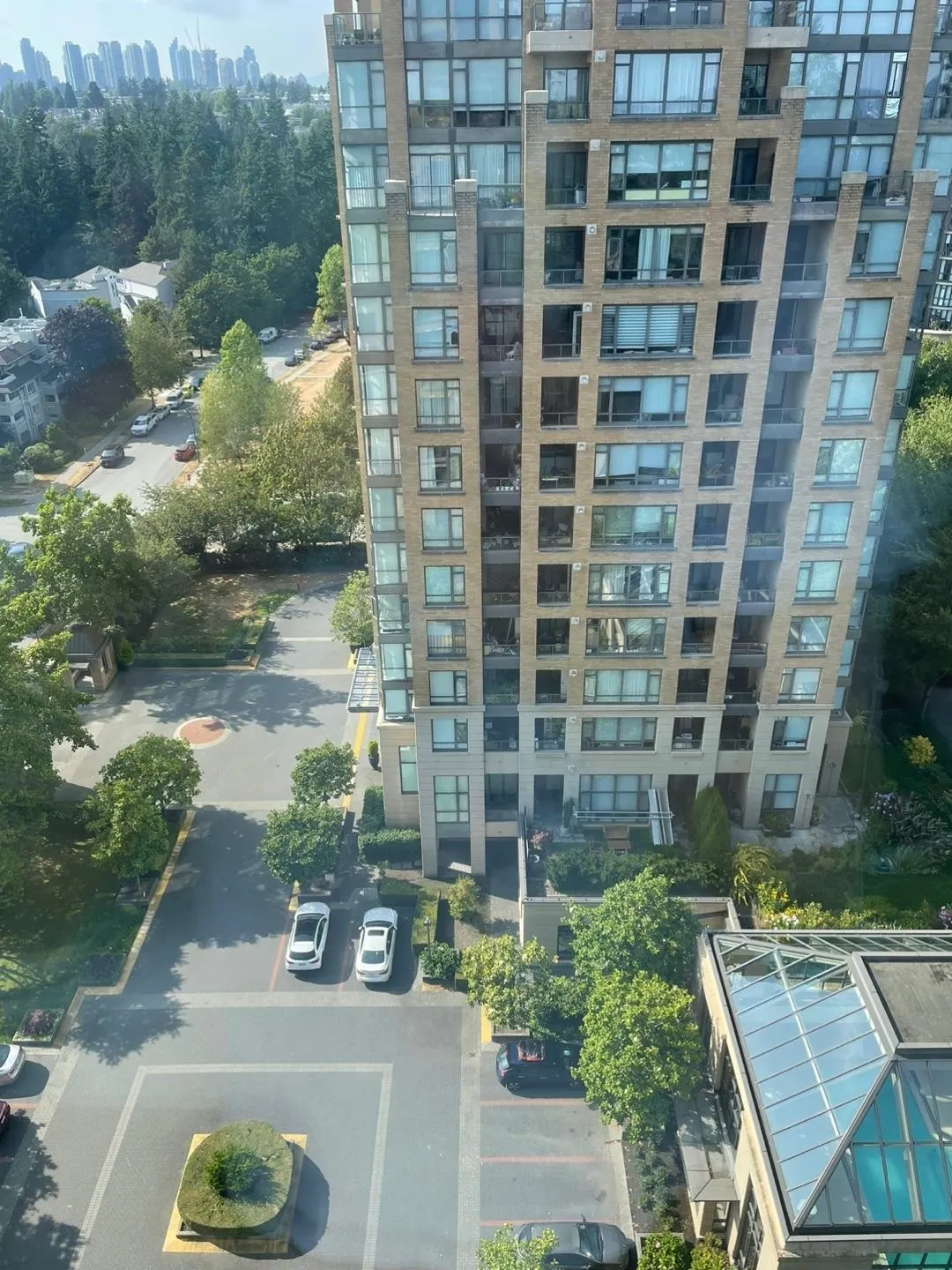 1404 7388 Sandborne Avenue