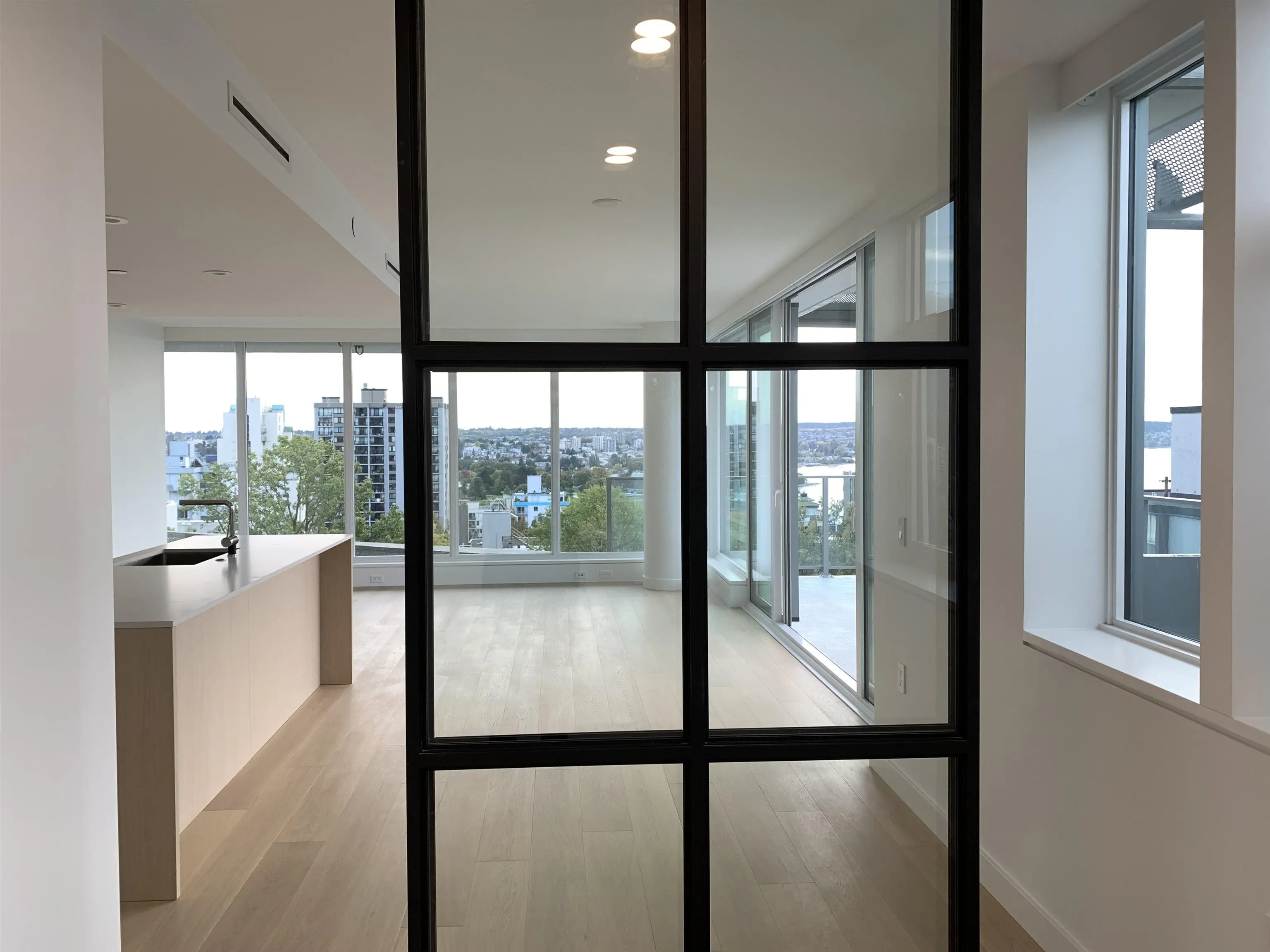 1202 1180 Broughton Street