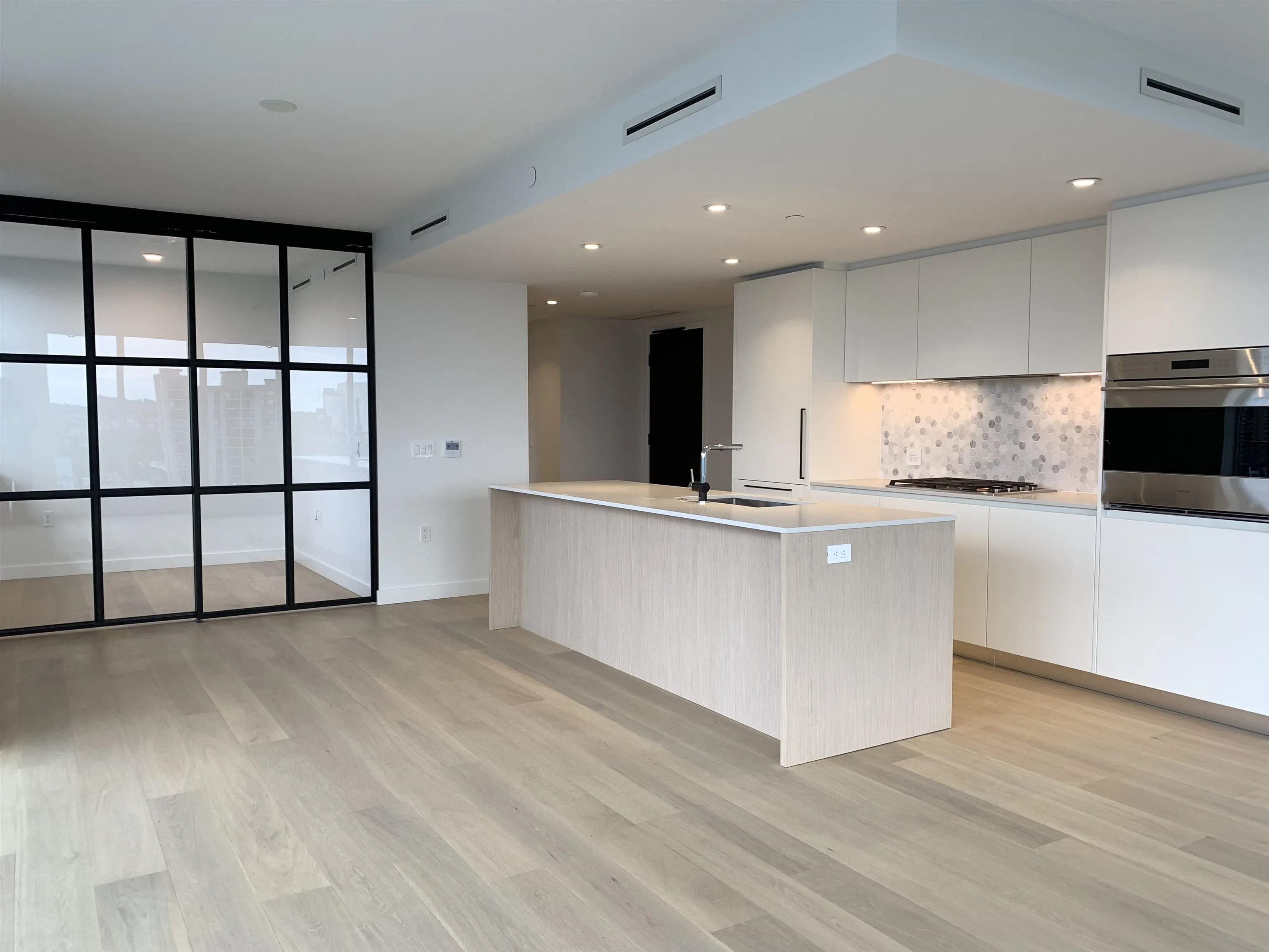1202 1180 Broughton Street