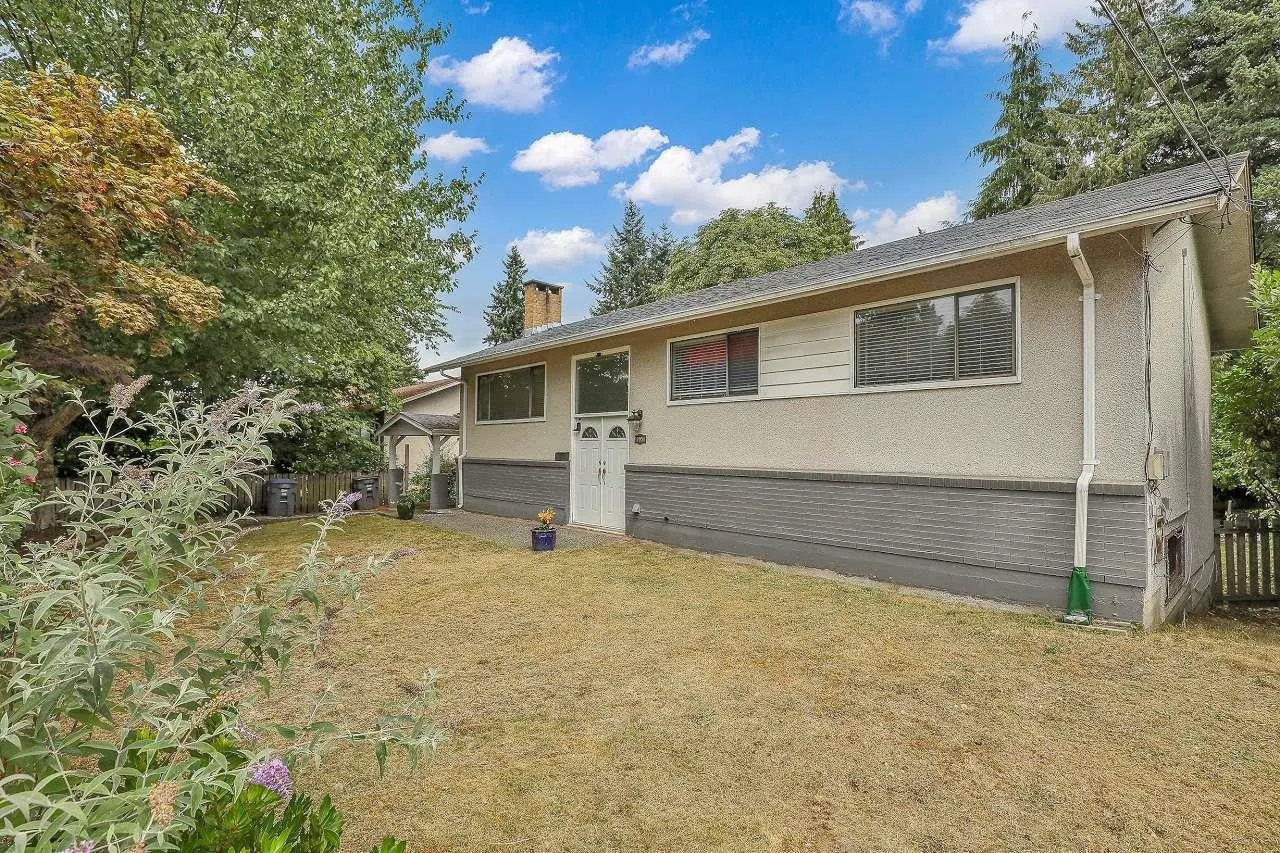 10950 Oriole Drive