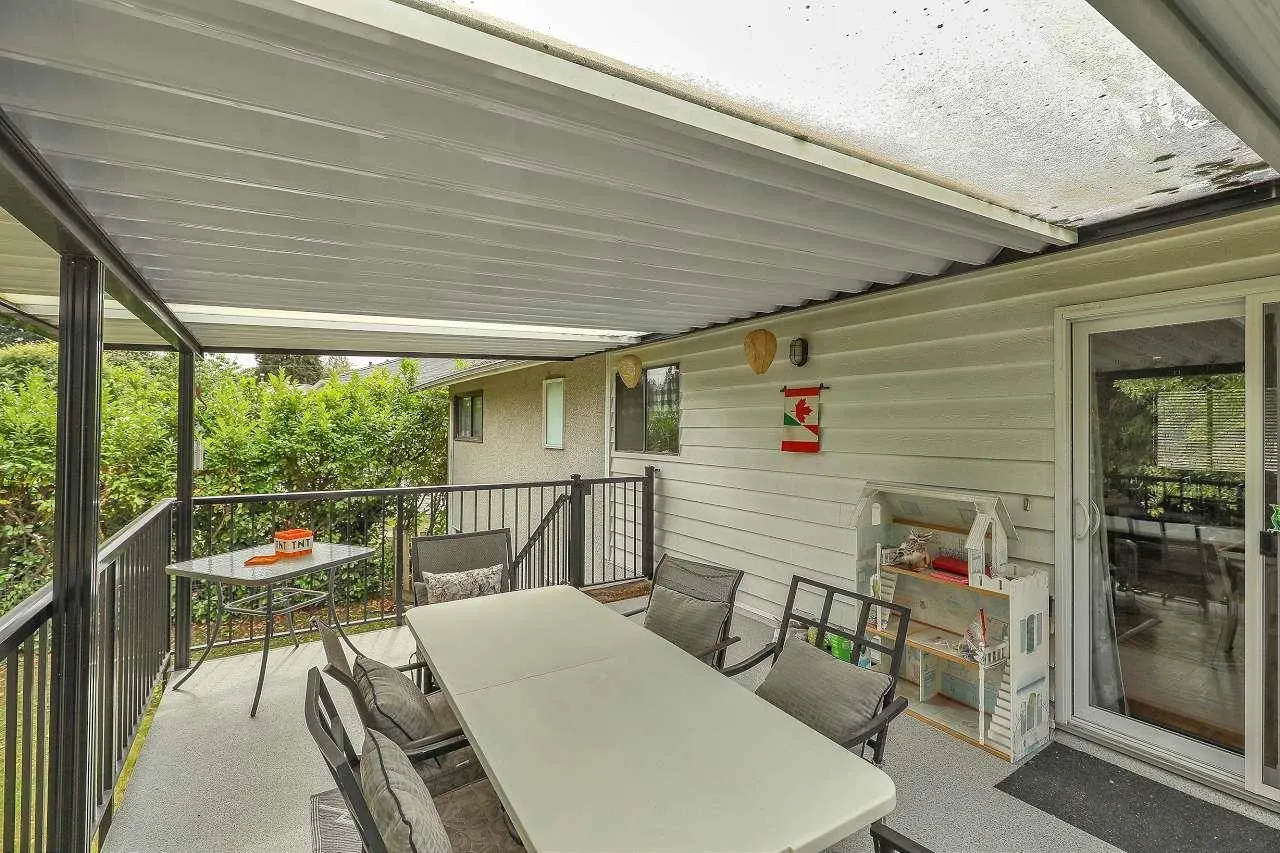 10950 Oriole Drive