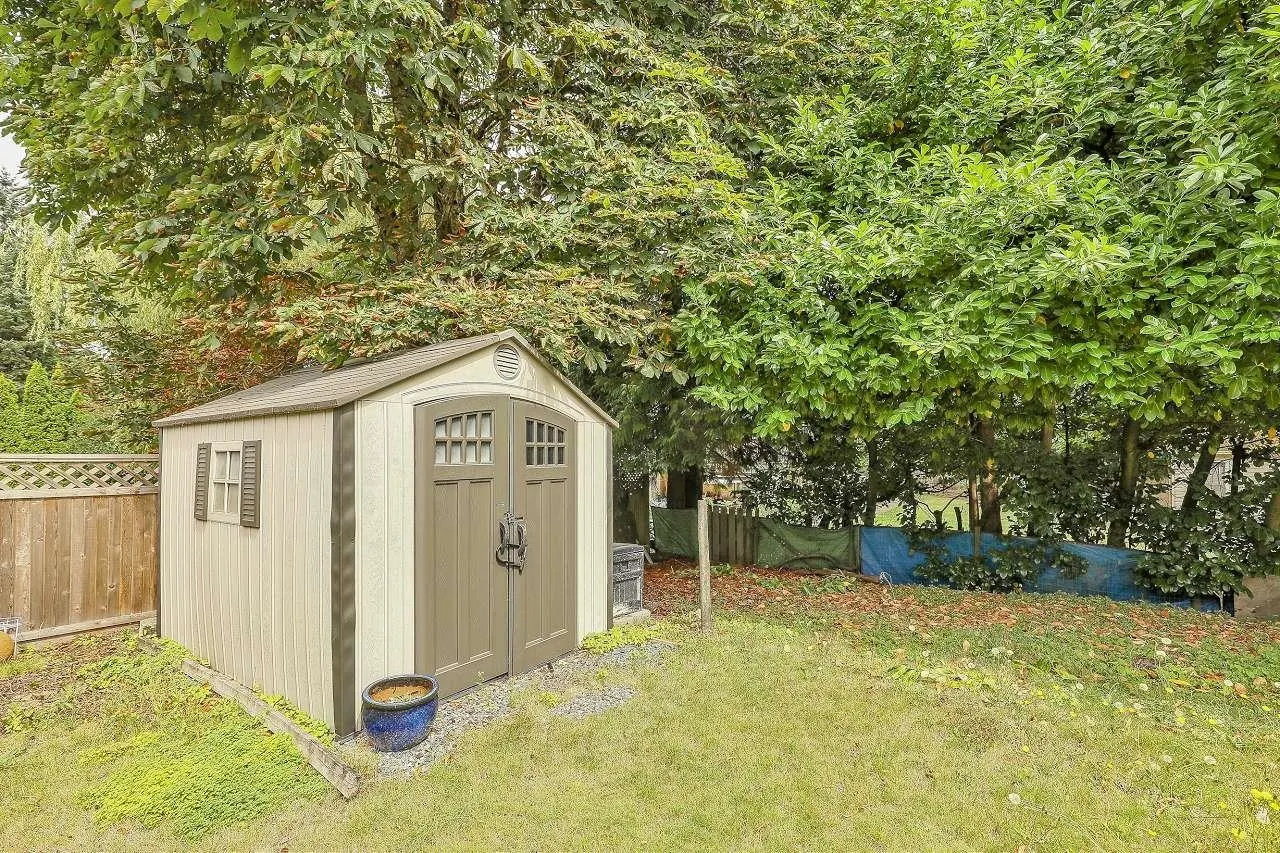 10950 Oriole Drive