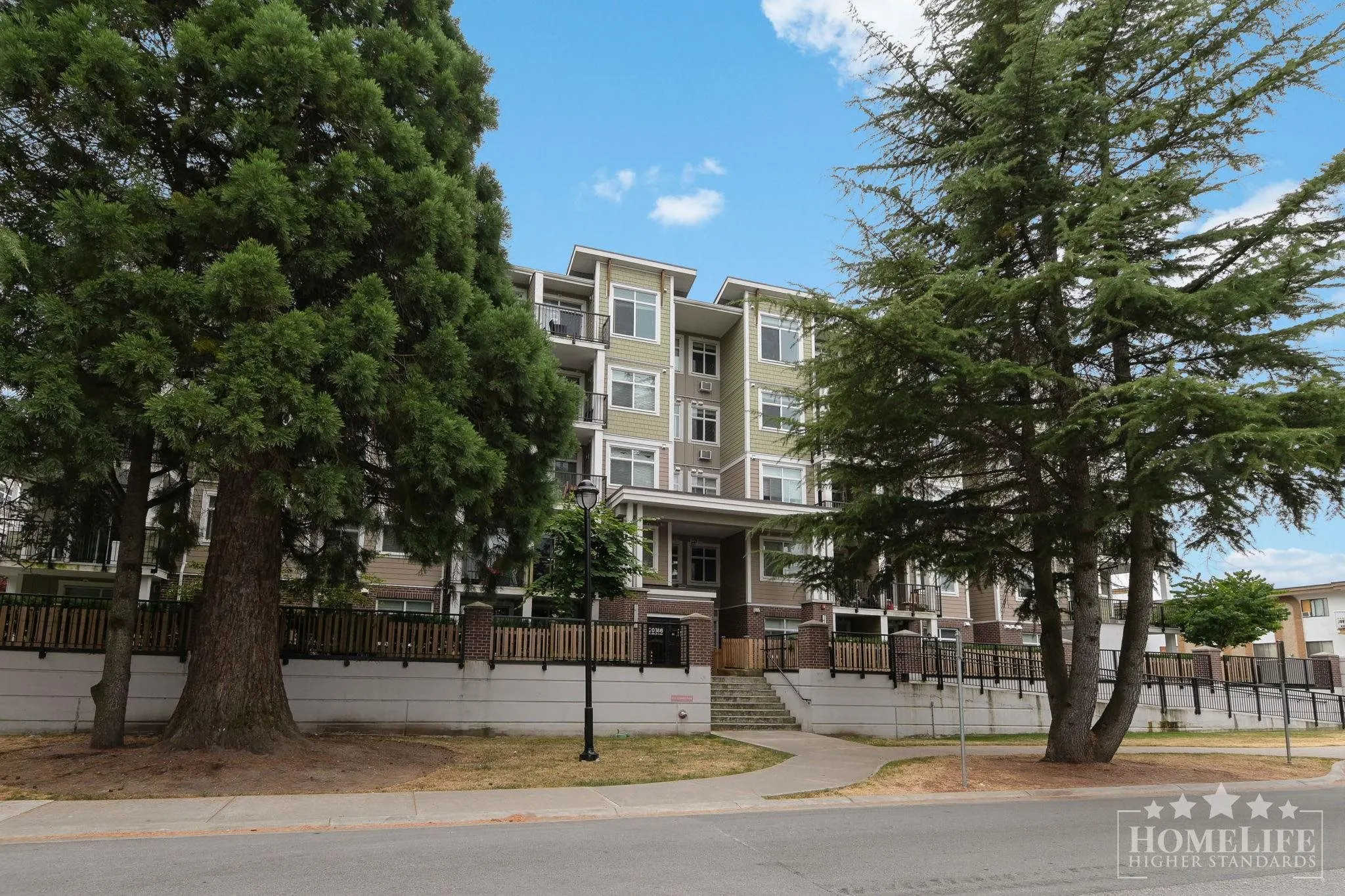 104 20686 Eastleigh Crescent