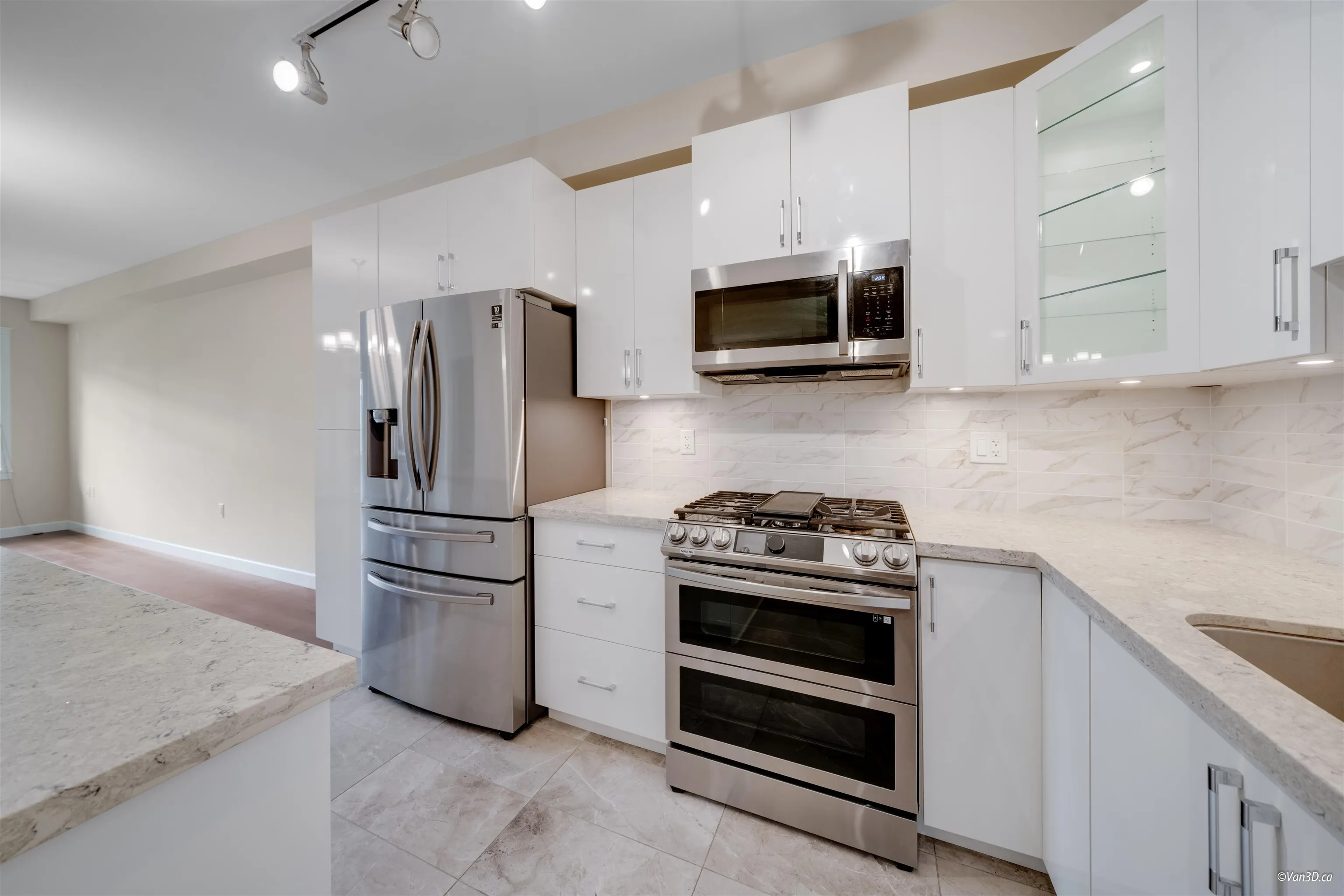 305 8561 203a Street