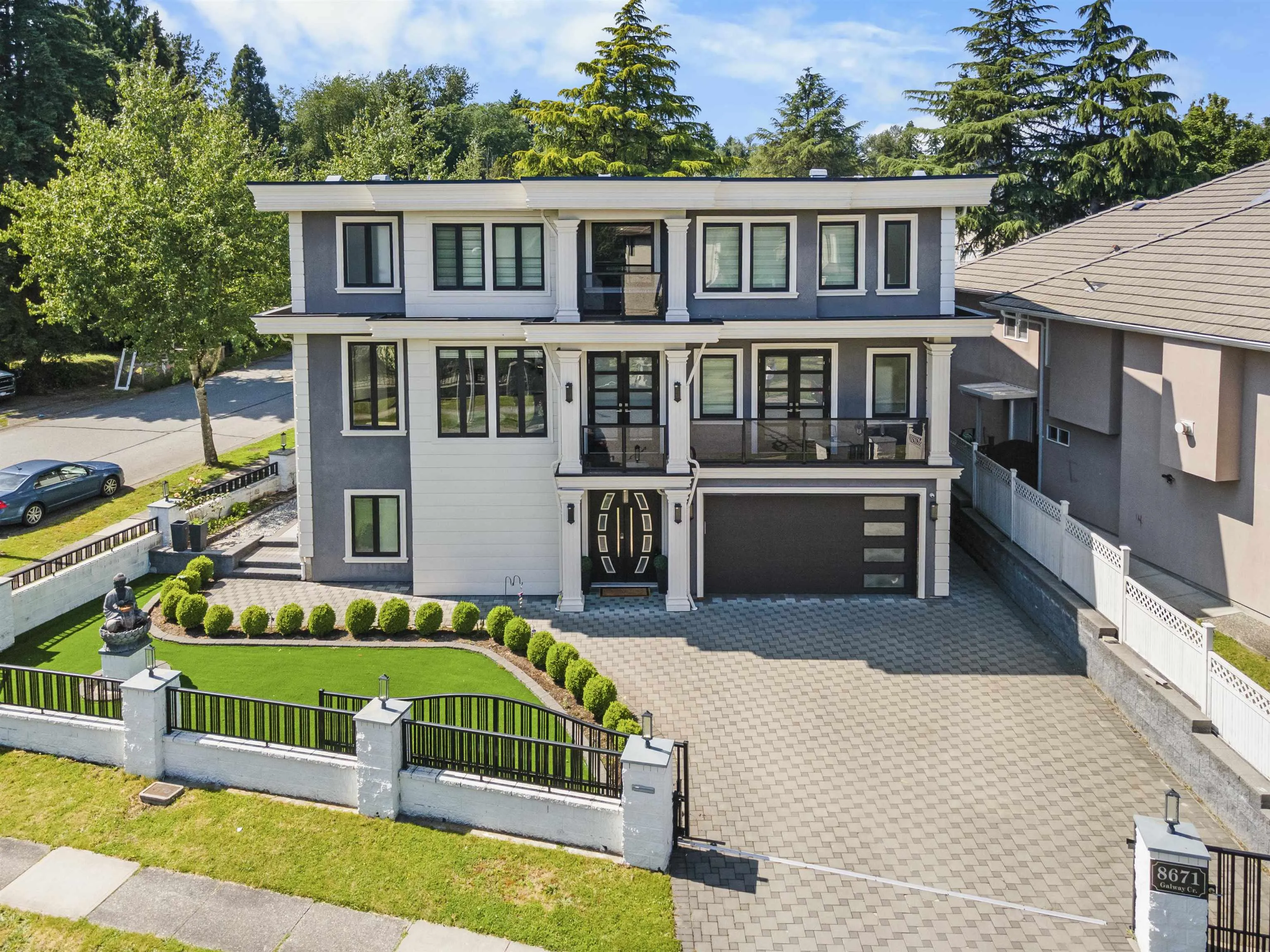 8671 Galway Crescent