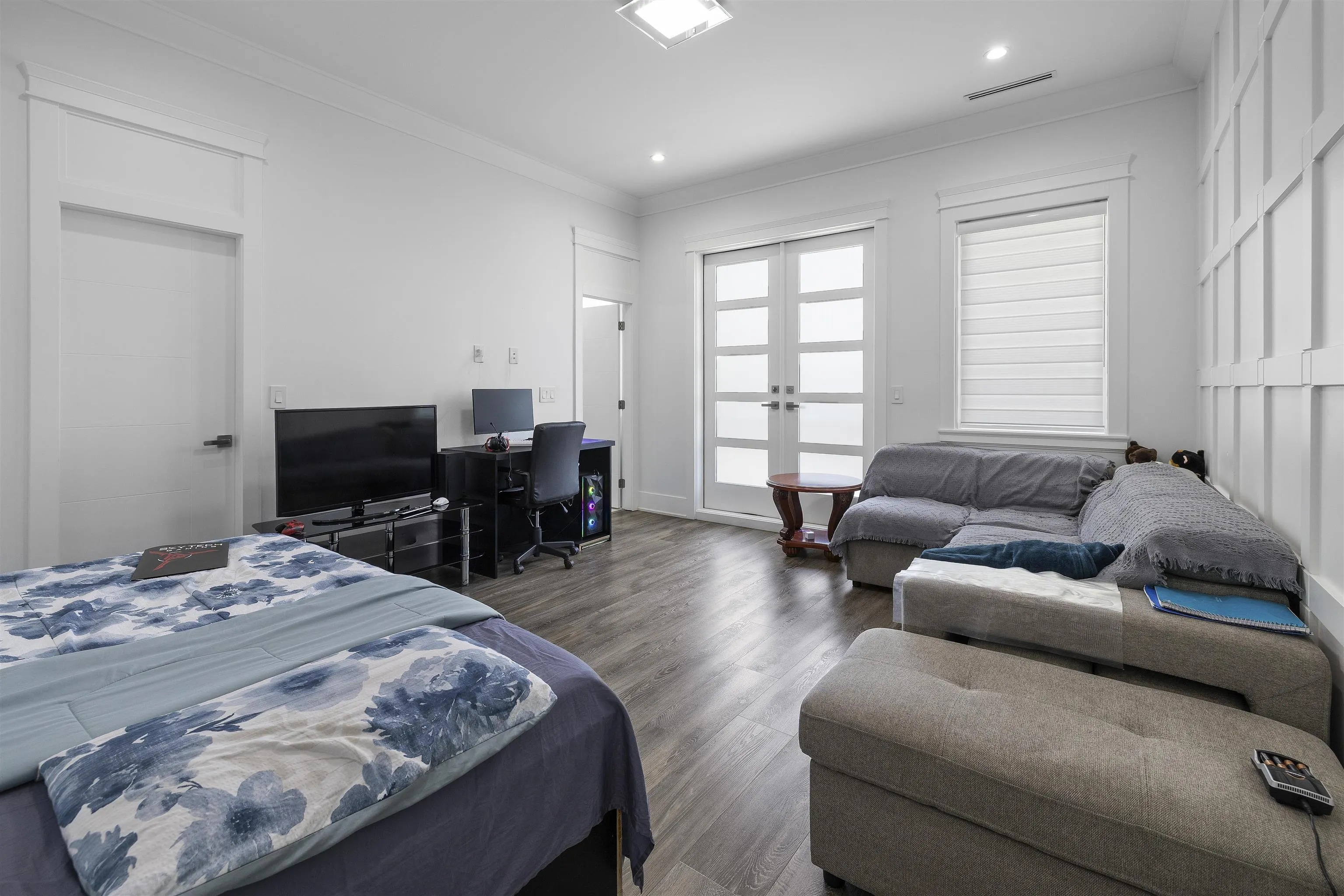 8671 Galway Crescent