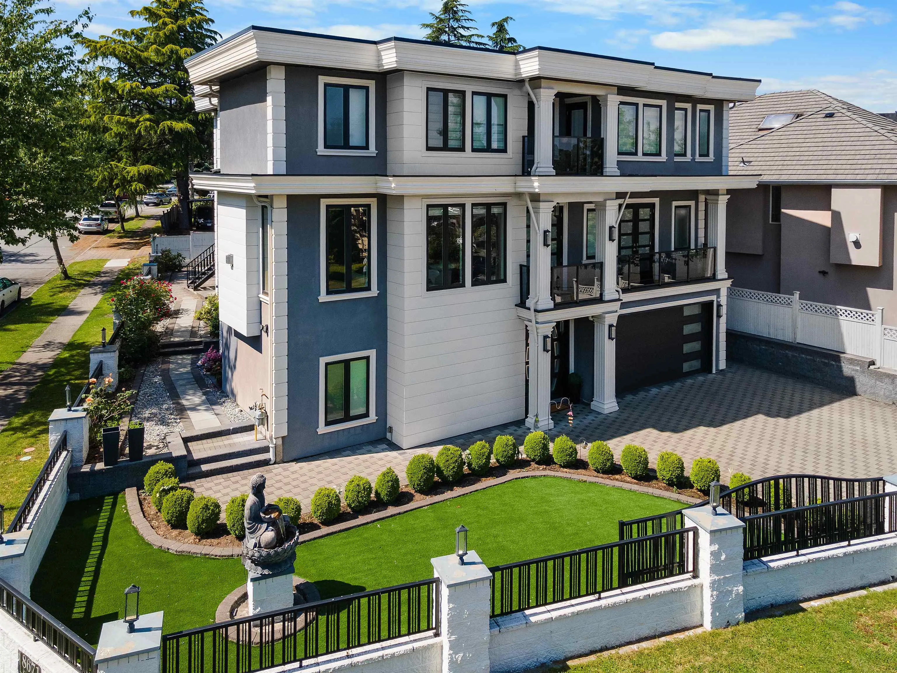 8671 Galway Crescent
