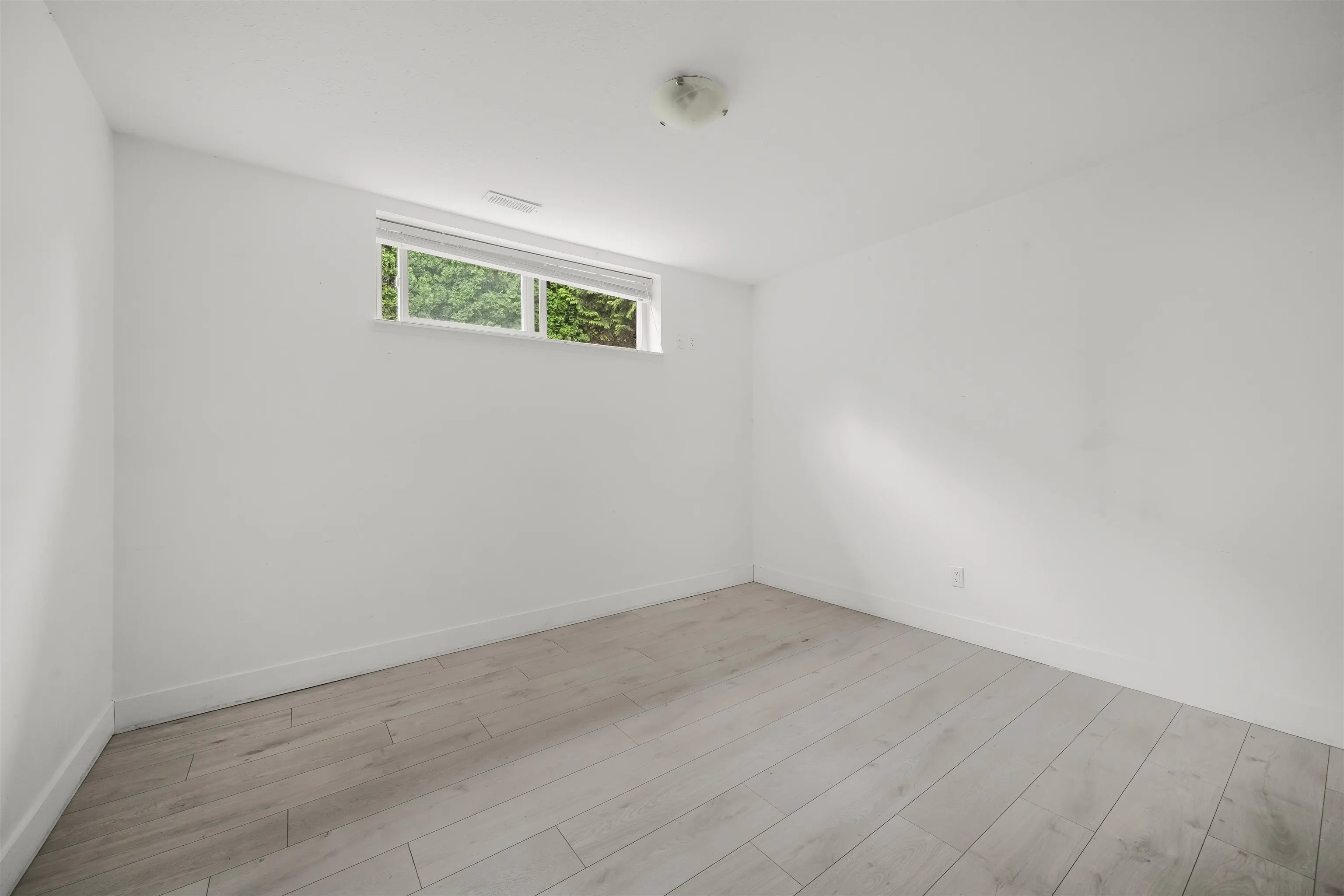 11885 Chateau Wynd