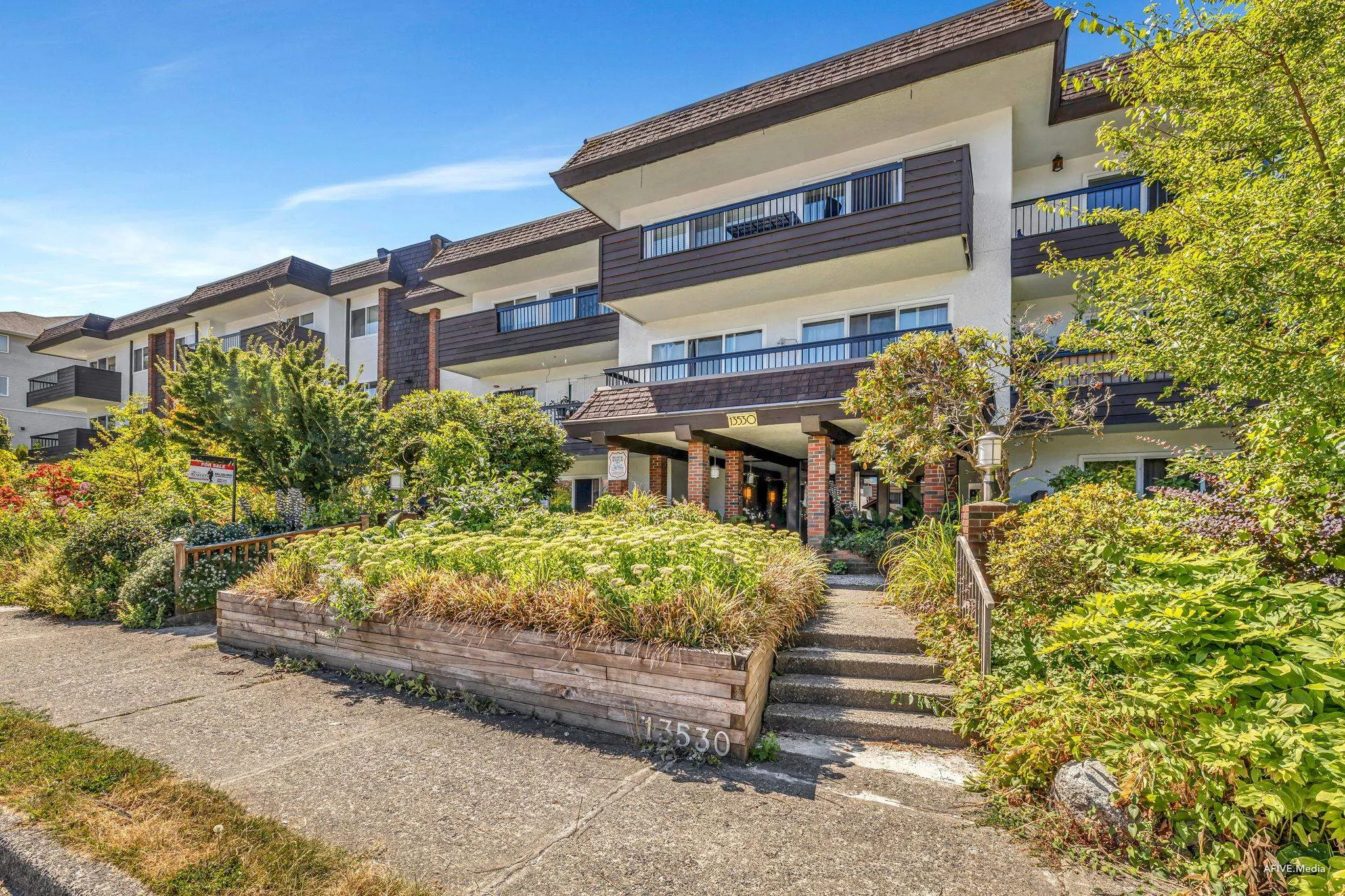 304 13530 Hilton Road