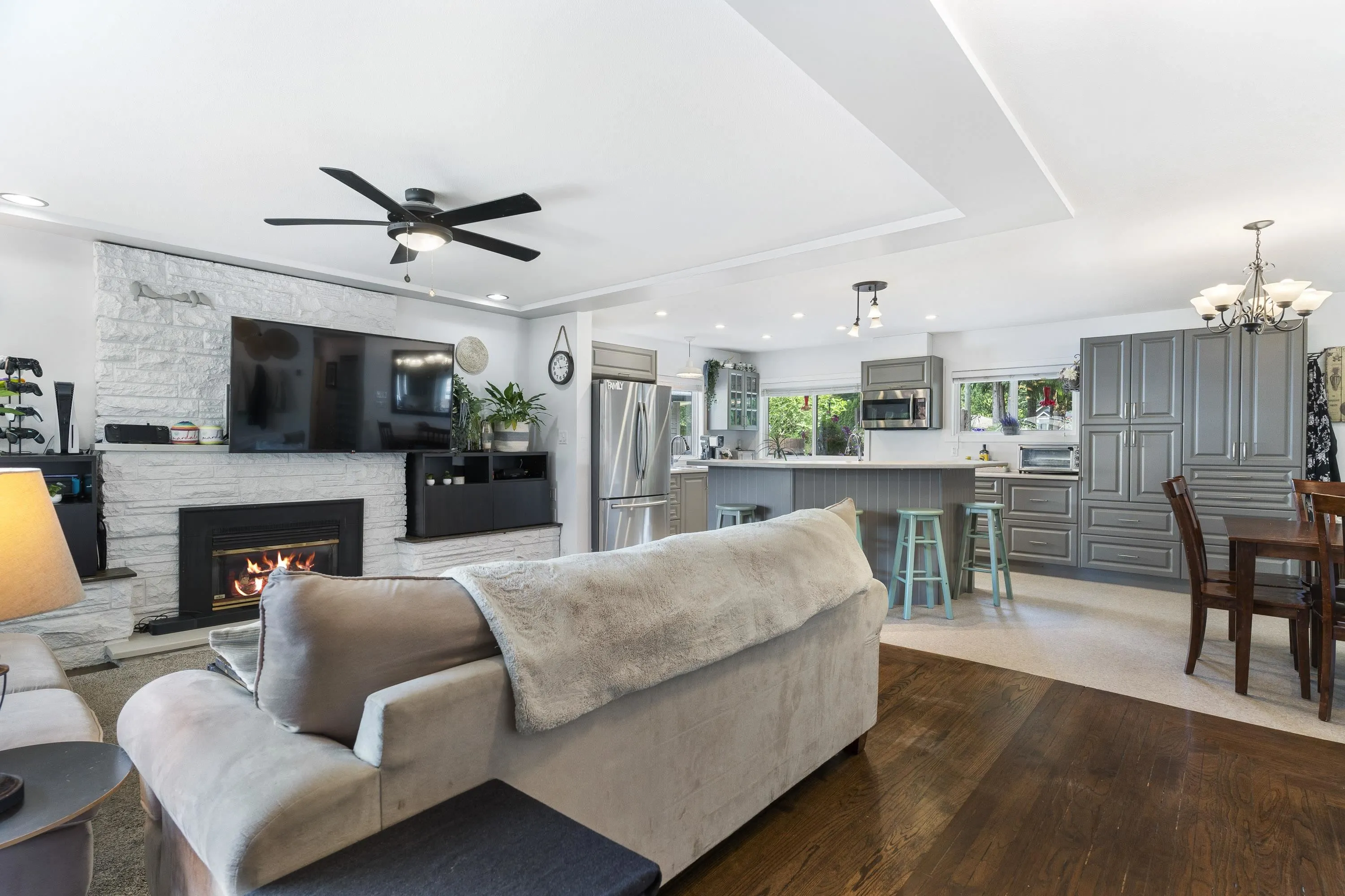 2850 Coast Meridian Road