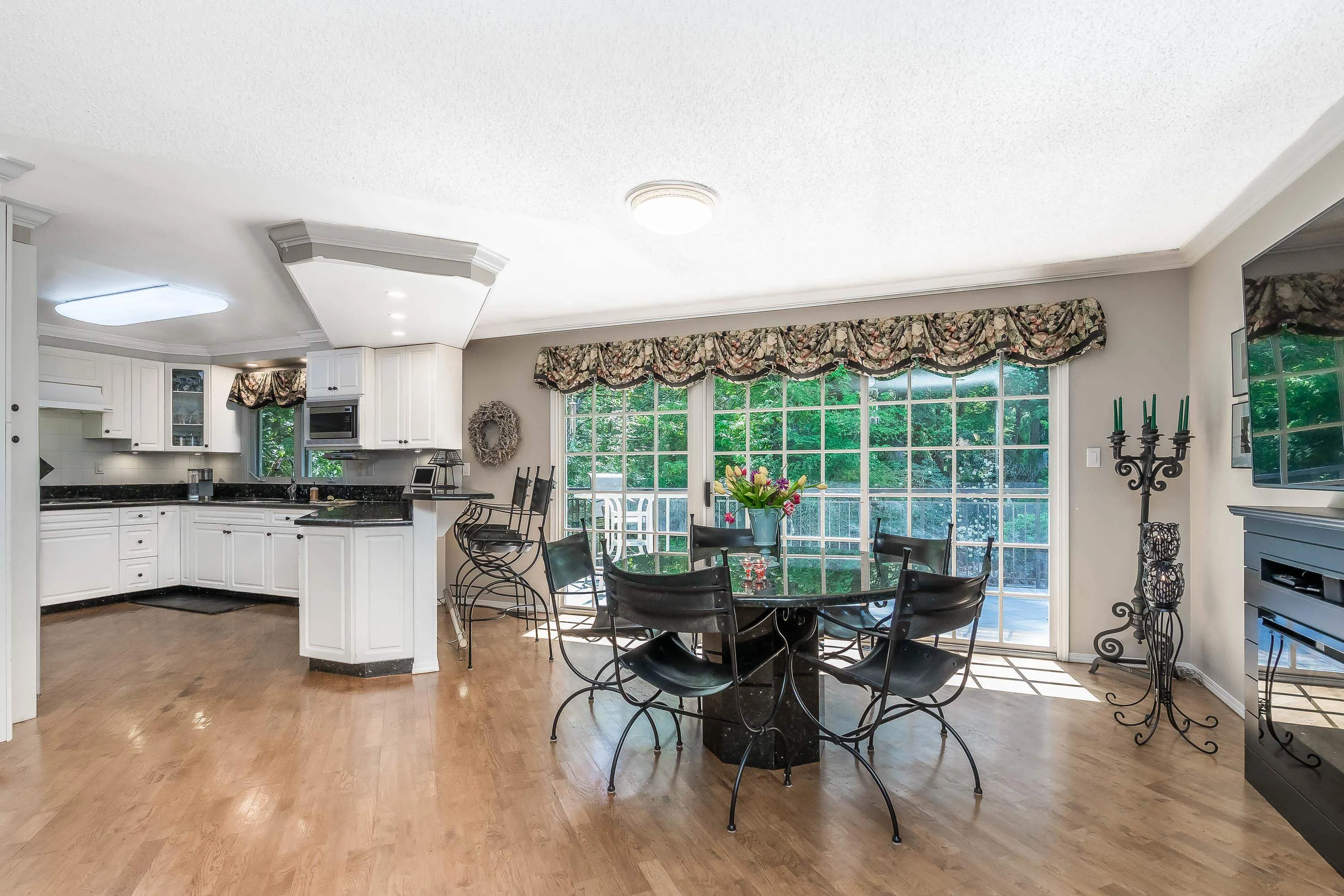 11404 Northview Crescent