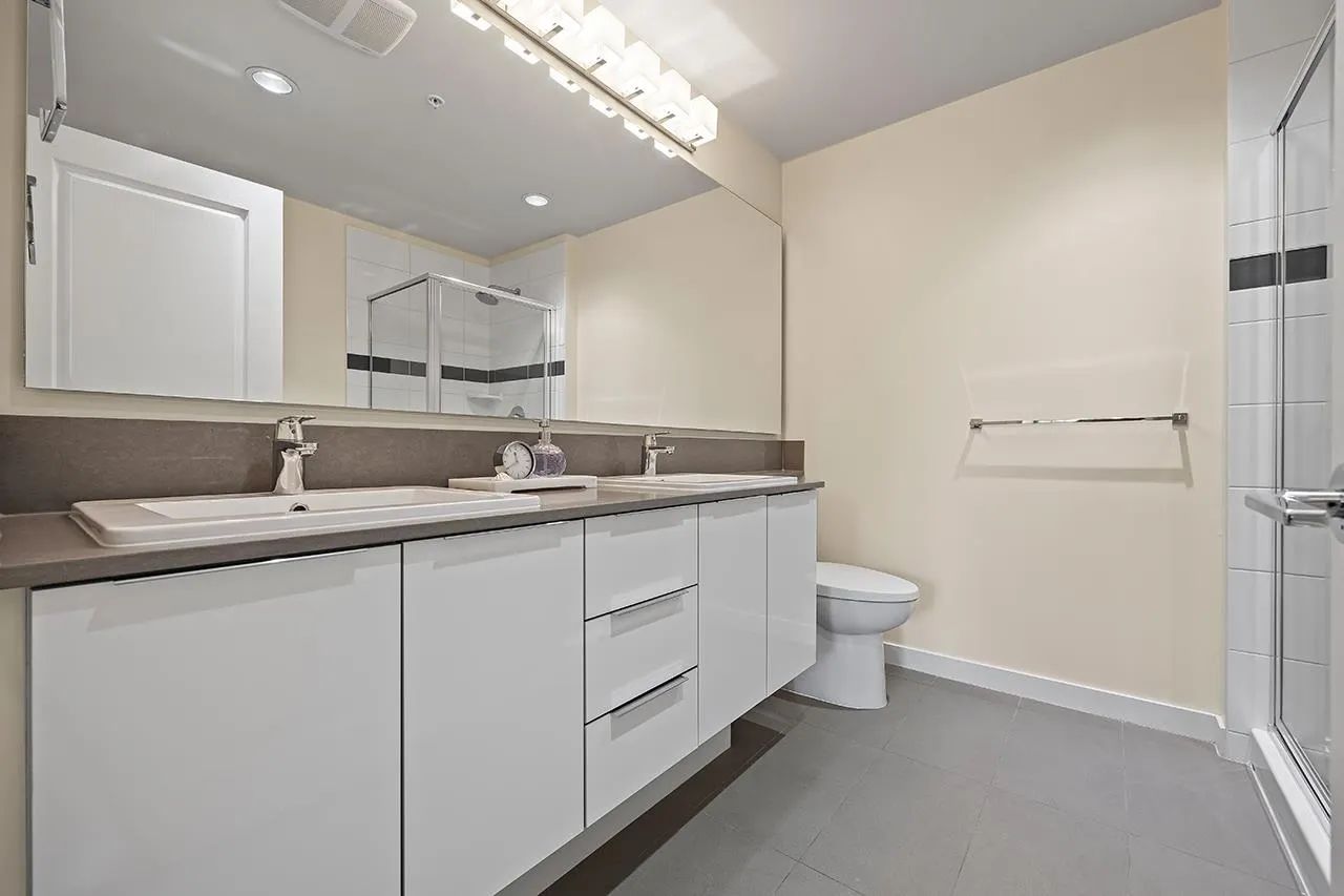 405 1152 Windsor Mews