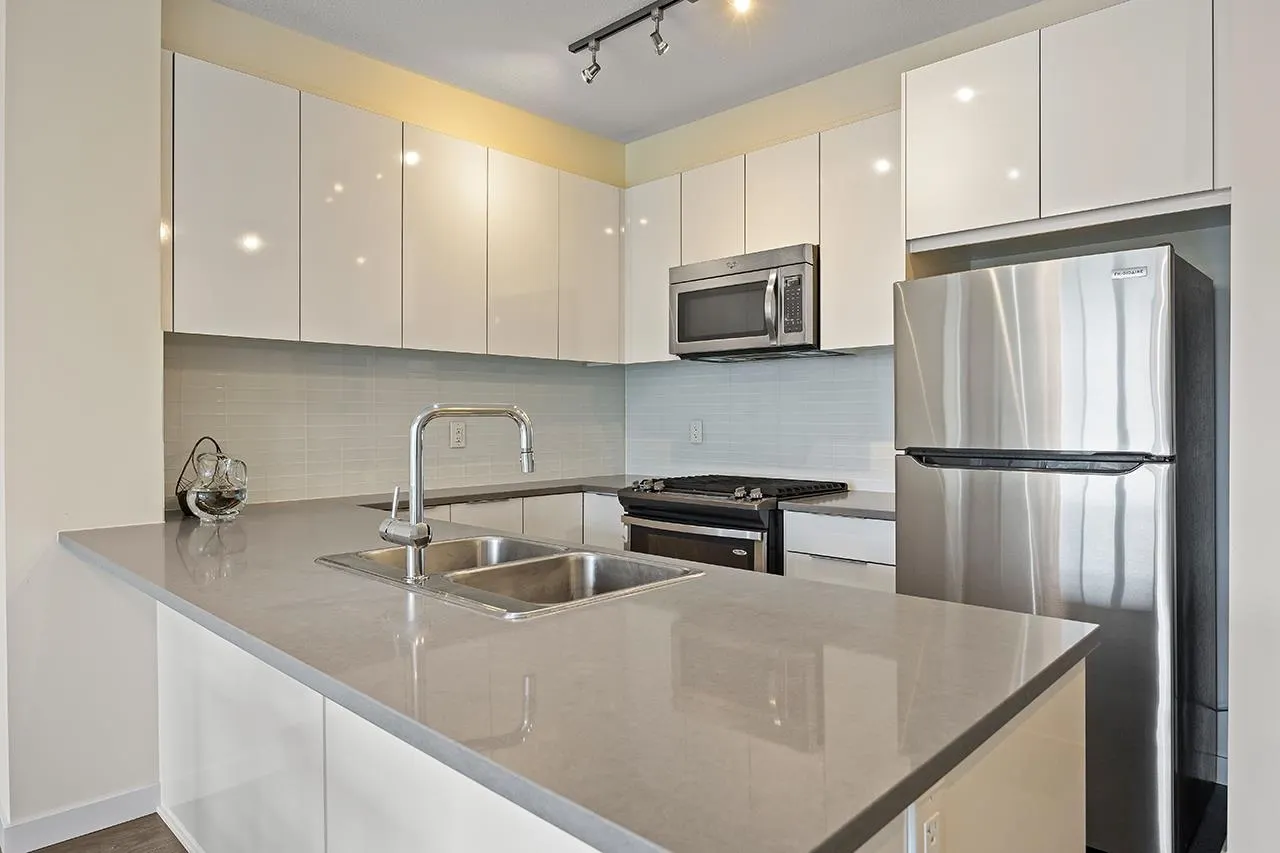 405 1152 Windsor Mews
